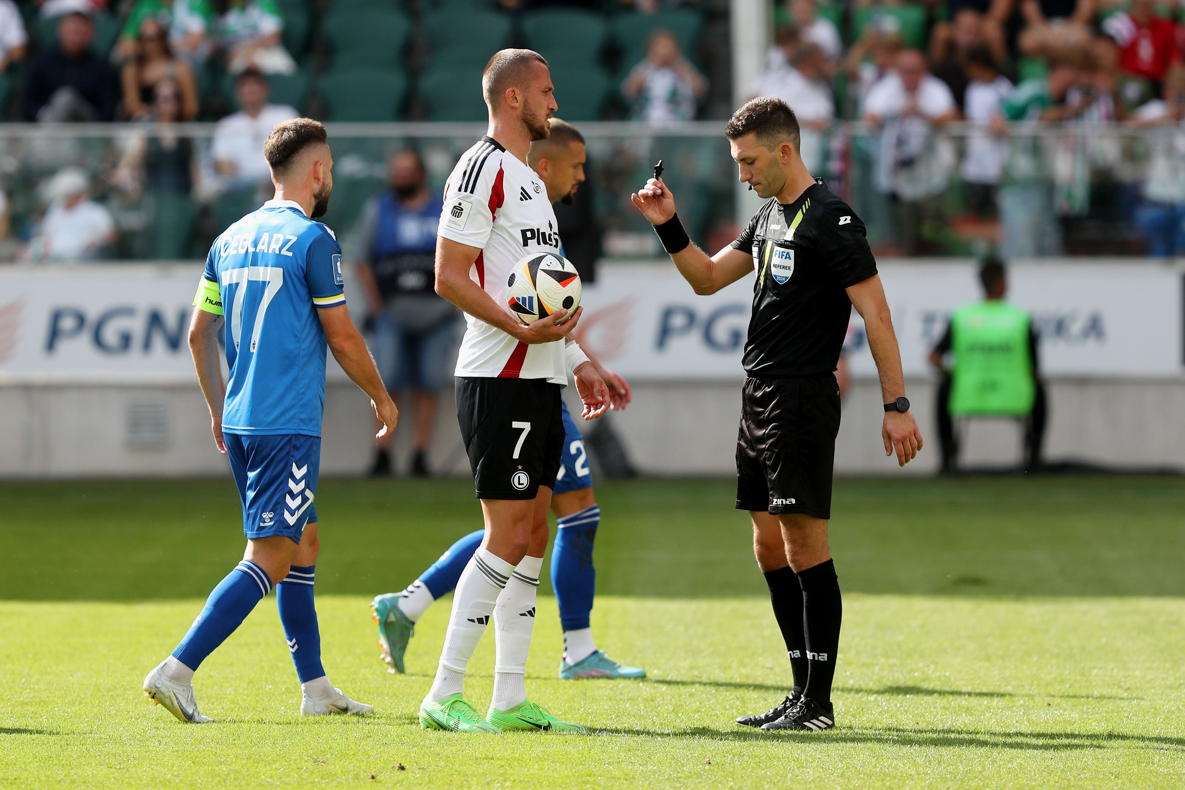 PKO Bank Polski Ekstraklasa: Damian Kos sędzią meczu ze Śląskiem Wrocław