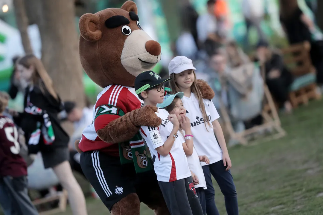 Zapraszamy do R-GOL.COM LEGIA PARKU oraz Sektora Rodzinnego Flis przed meczem z Lechią Gdańsk!