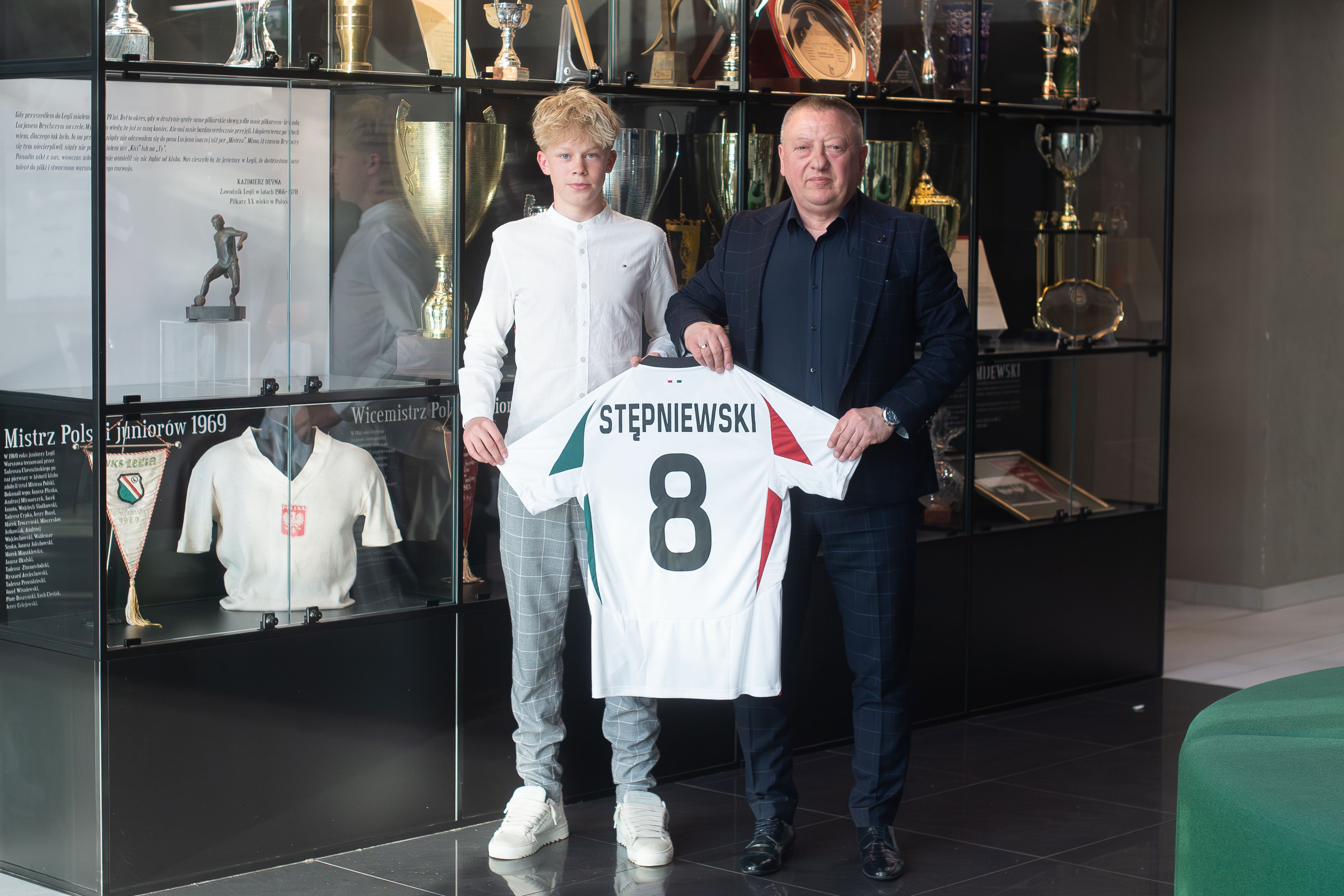 Franciszek Stępniewski podpisał pierwszy zawodowy kontrakt z Legią Warszawa!