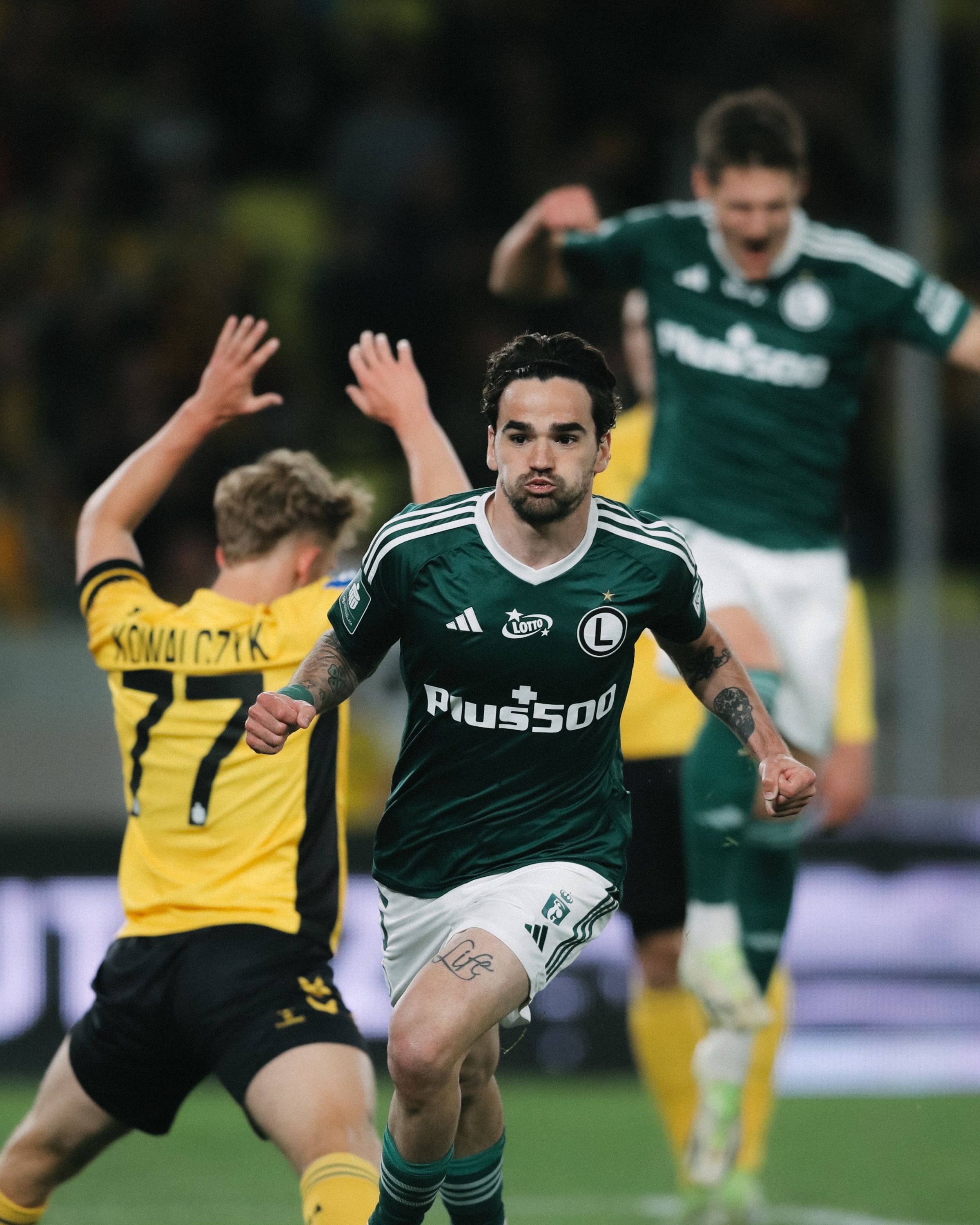 Skrót i gole z meczu GKS Katowice - Legia Warszawa (1:3). Udane preludium do finału [WIDEO]