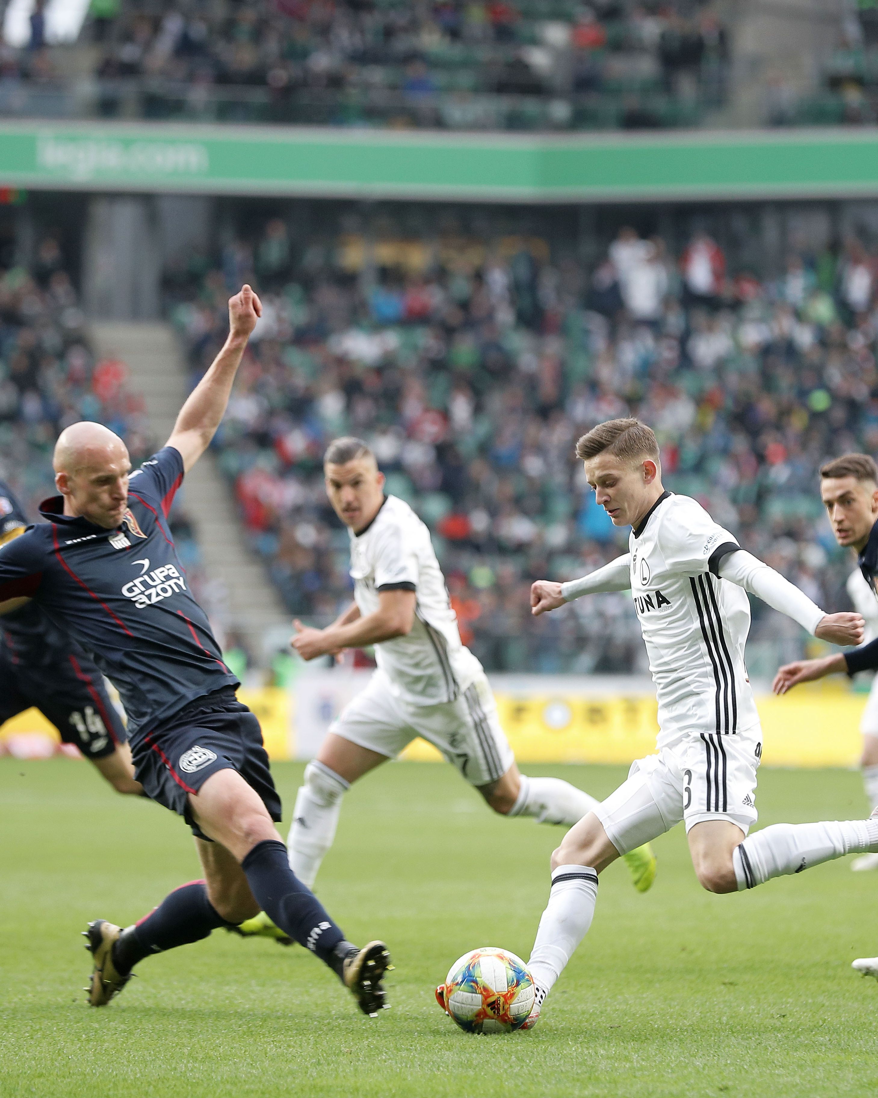 Puchar Polski: Pogoń Szczecin - Legia Warszawa na zdjęciach. 122 mecze w 66 lat
