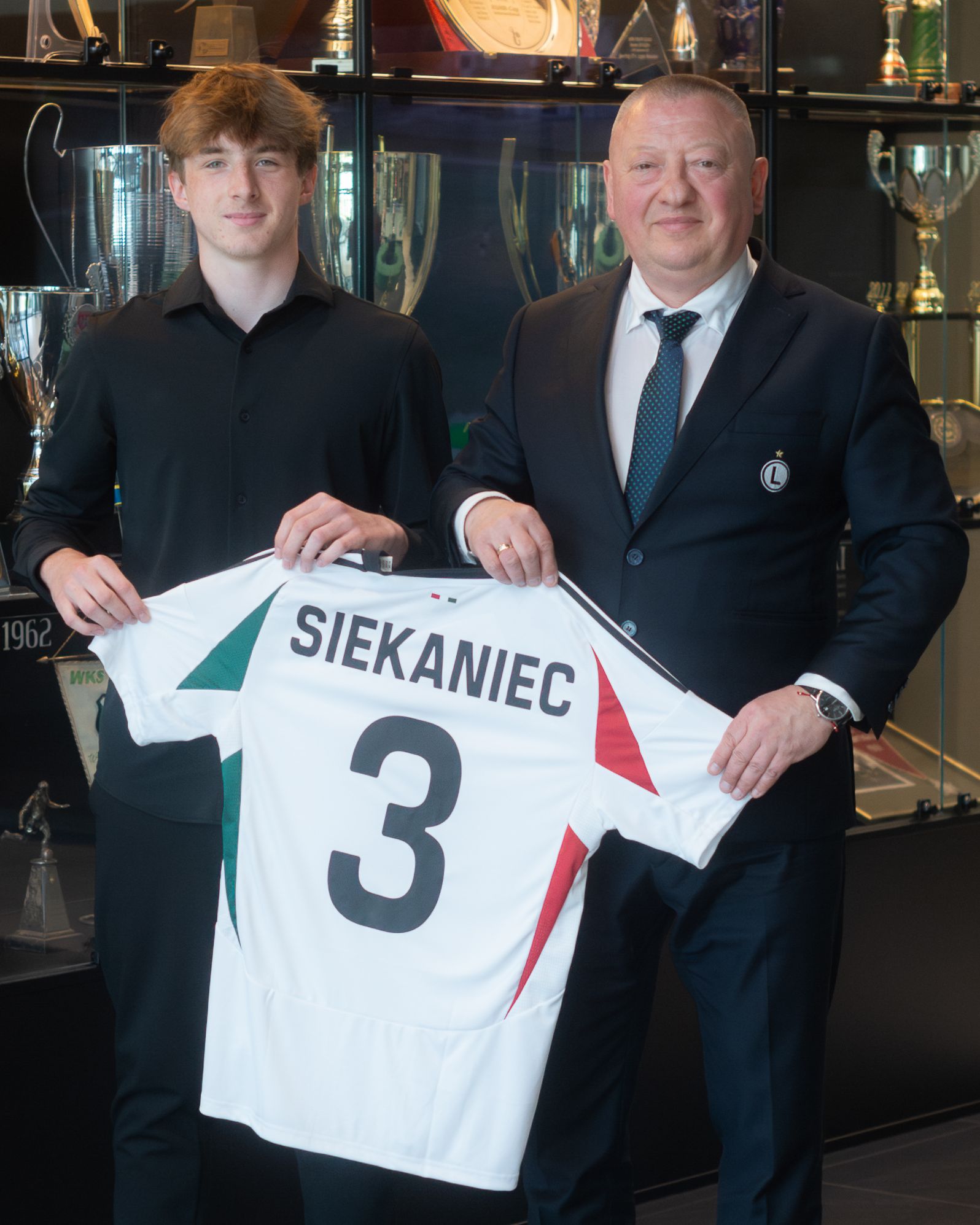 Szymon Siekaniec podpisał pierwszy zawodowy kontrakt z Legią Warszawa!
