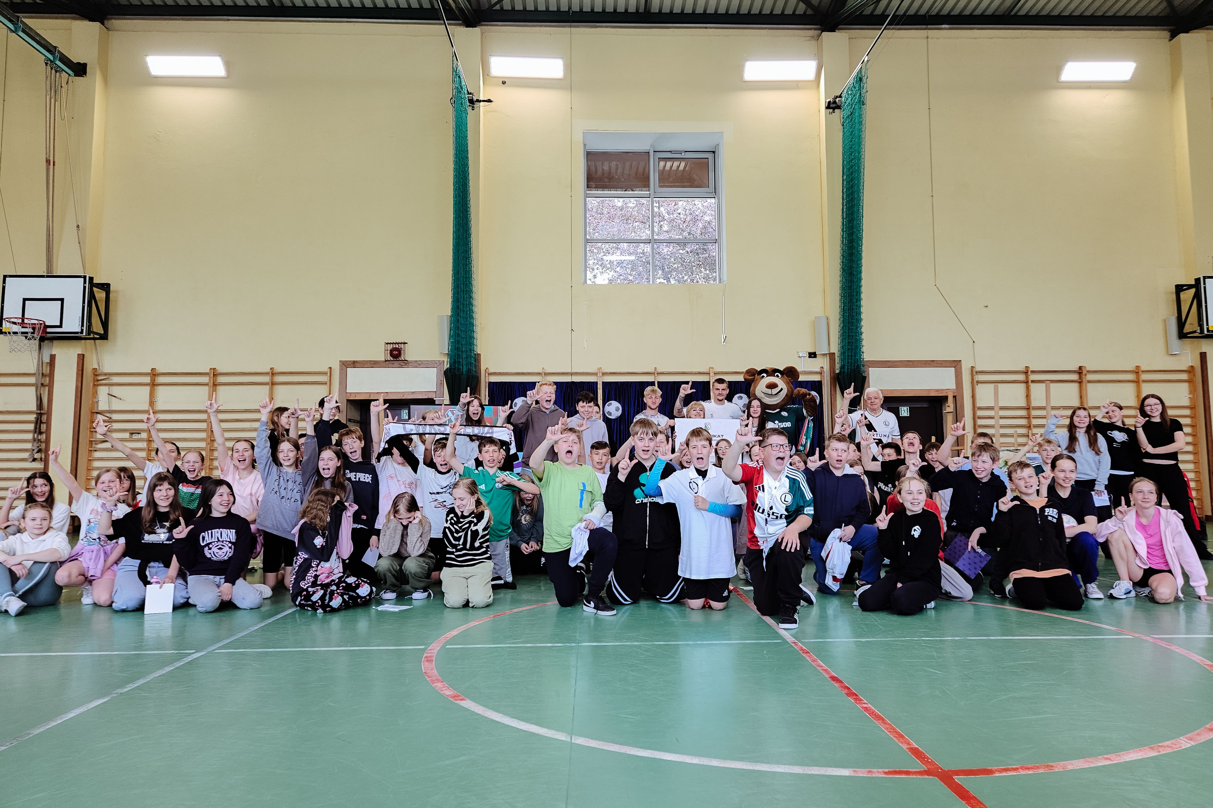 Odwiedziny w kolejnej dzielnicy! Legia Warszawa na Pradze Południe