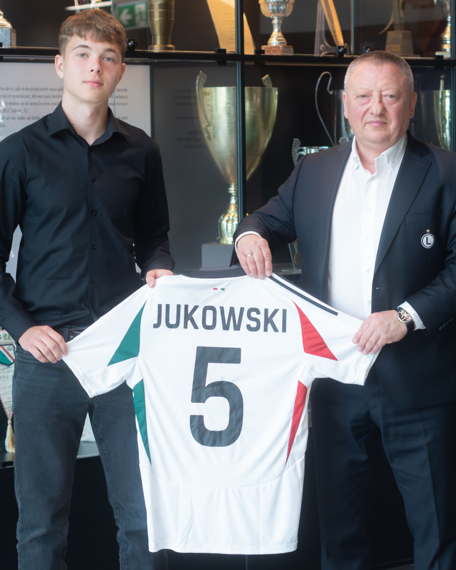 Bartosz Jukowski podpisał pierwszy zawodowy kontrakt z Legią Warszawa!