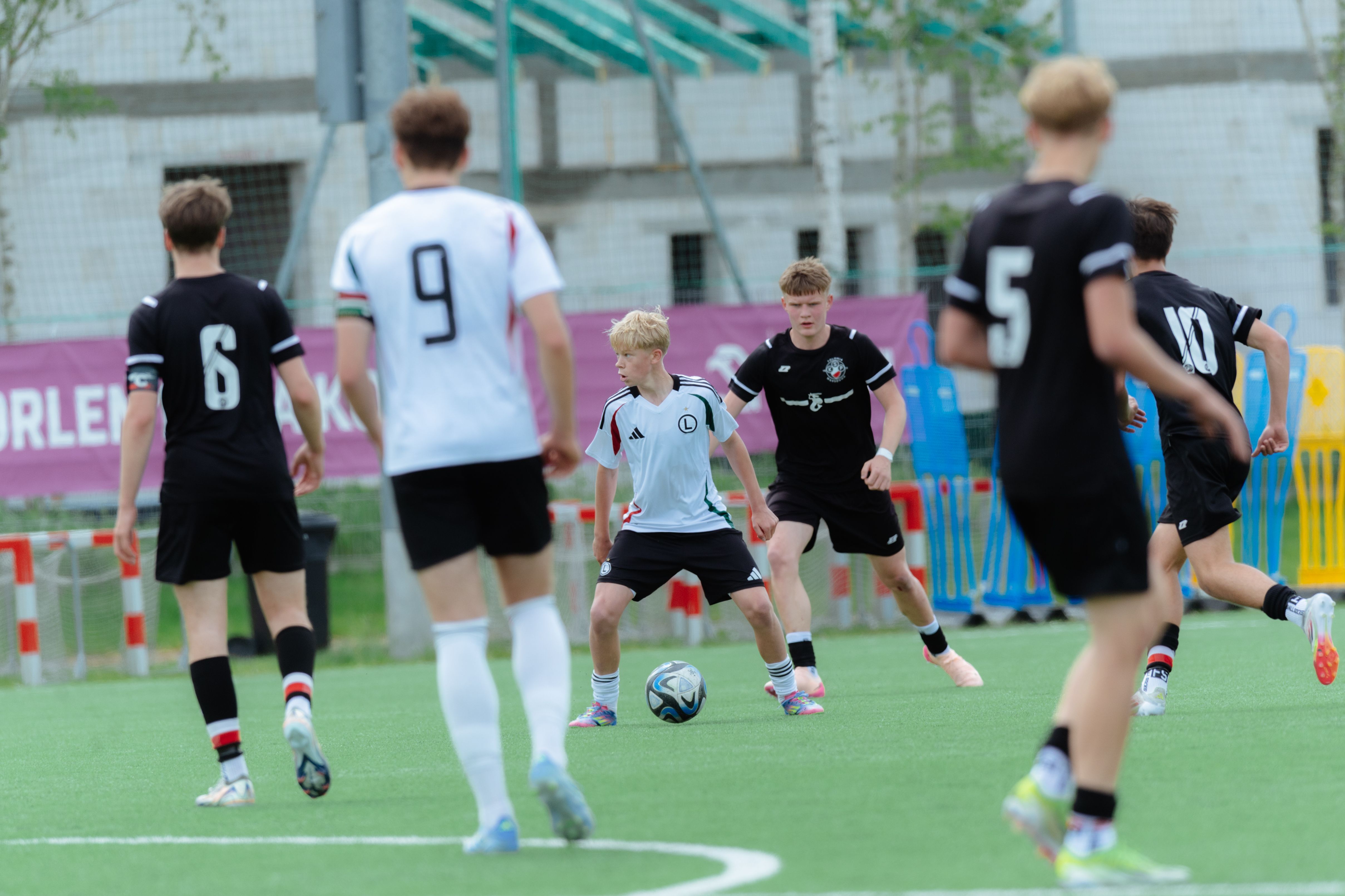 U16: Gol w doliczonym czasie na wagę punktu. Legia - Polonia Warszawa 1:1
