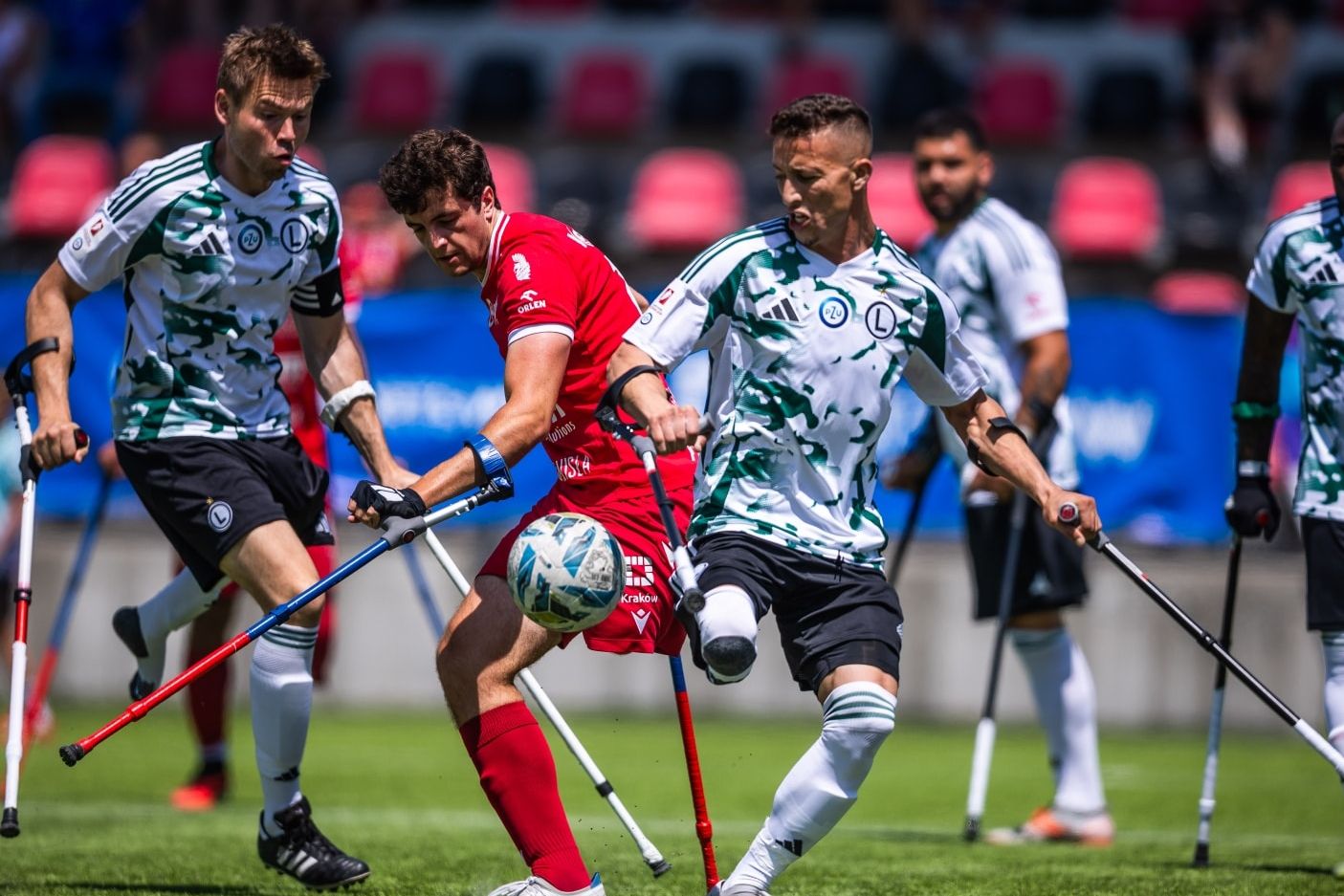Amp Futbol: Komplet zwycięstw, legioniści powalczą o mistrzostwo Polski. Sensacyjna wygrana z Wisłą Kraków