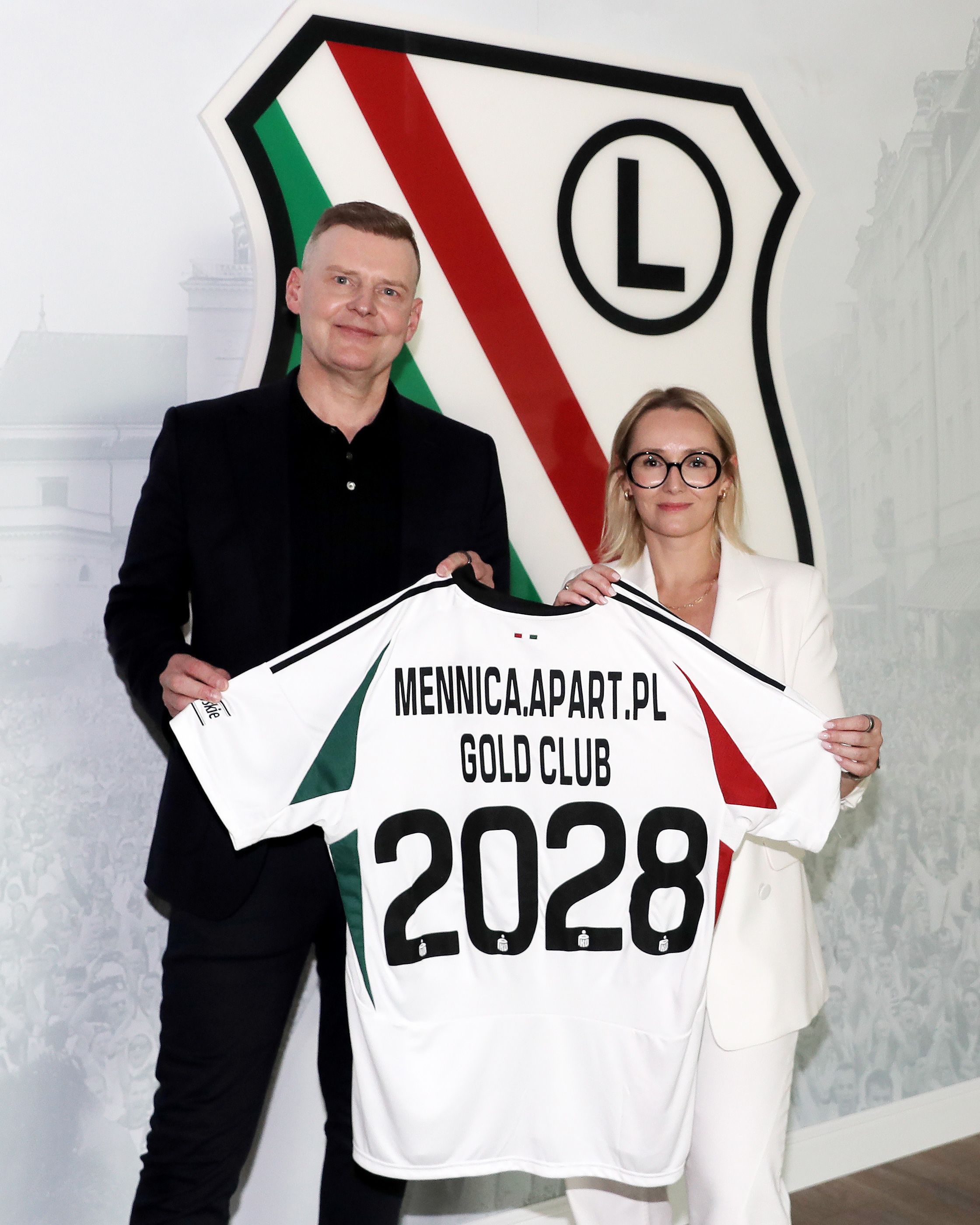 Mennica.Apart.pl zostaje Sponsorem Tytularnym strefy GOLD na stadionie Legii!