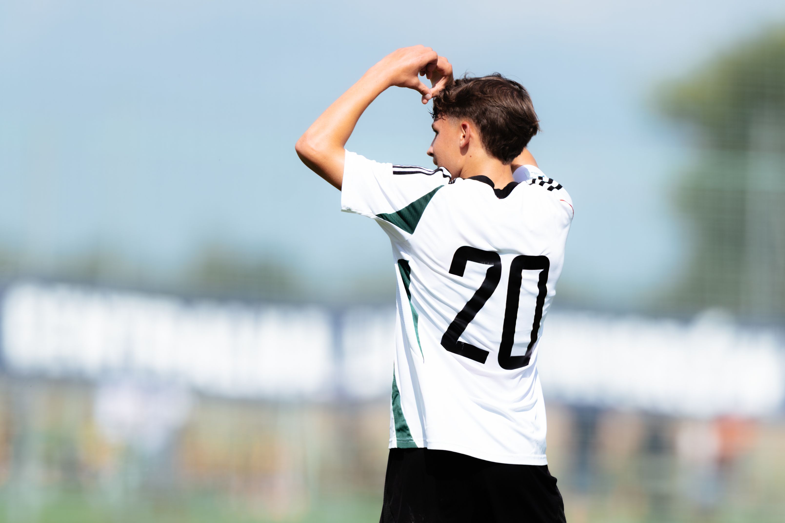 Galeria zdjęć ze sparingu Legia U19 - Widzew Łódź autorstwa Jakuba Wydry