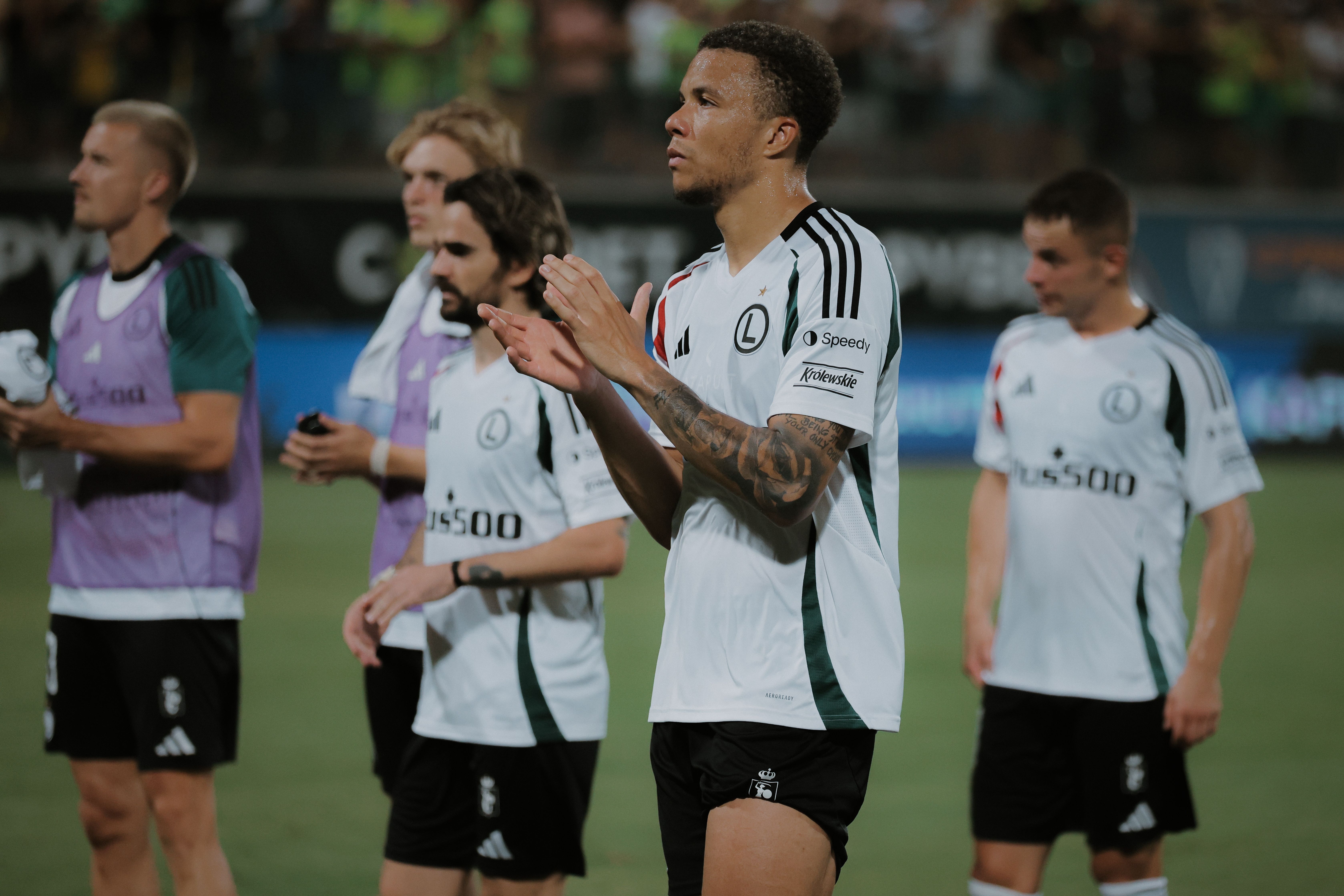 PORAŻKA NA CYPRZE. KULISY MECZU Z AEK-IEM LARNAKA