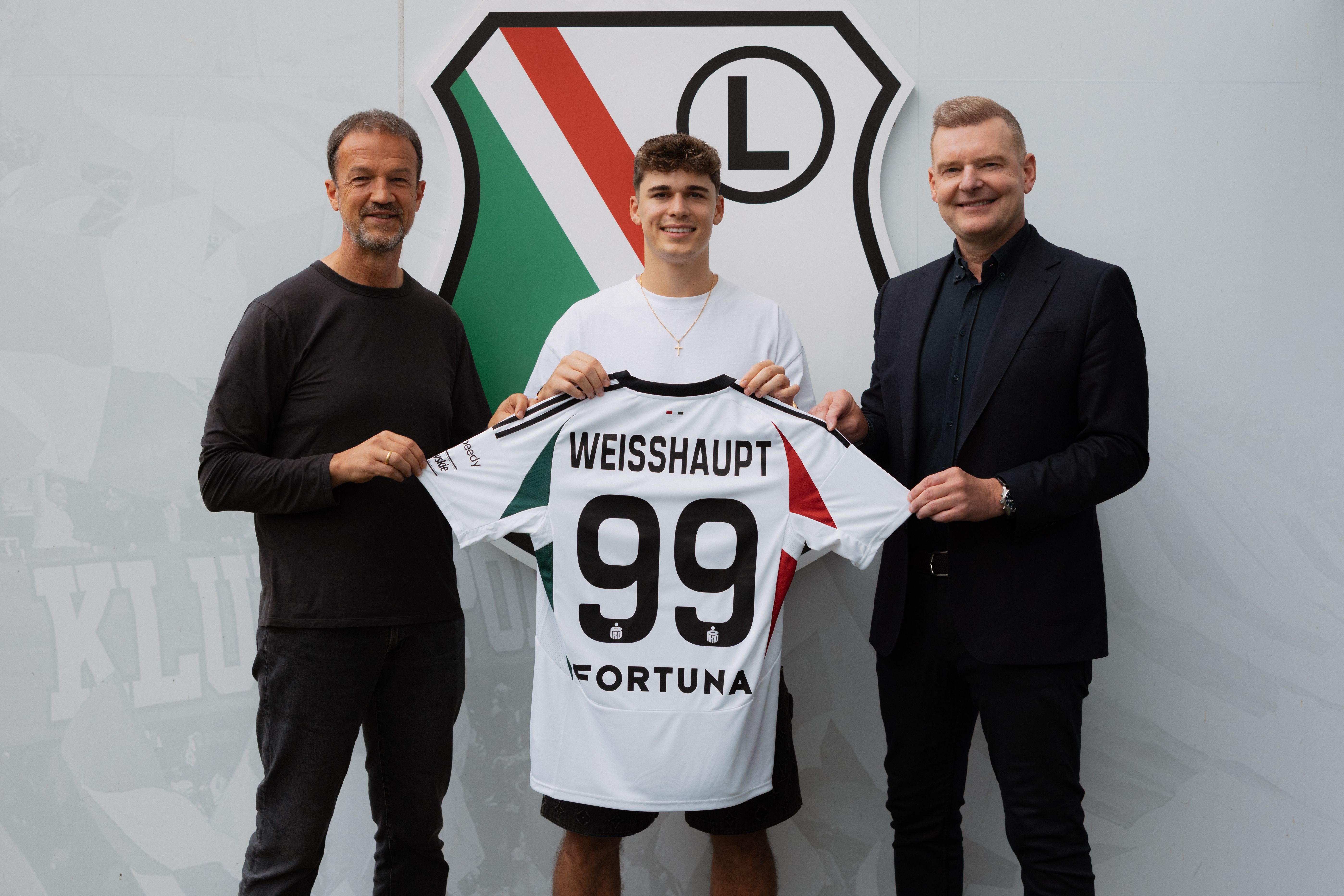 Noah Weisshaupt wypożyczony do Legii Warszawa