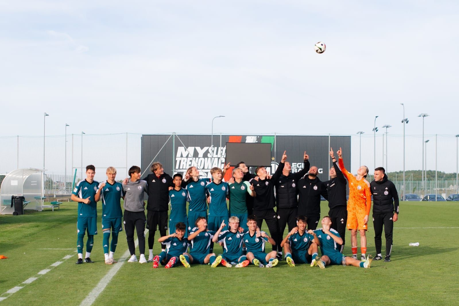 U17: Trzy punkty zostają w LTC! Legia - Hutnik Kraków 4:2