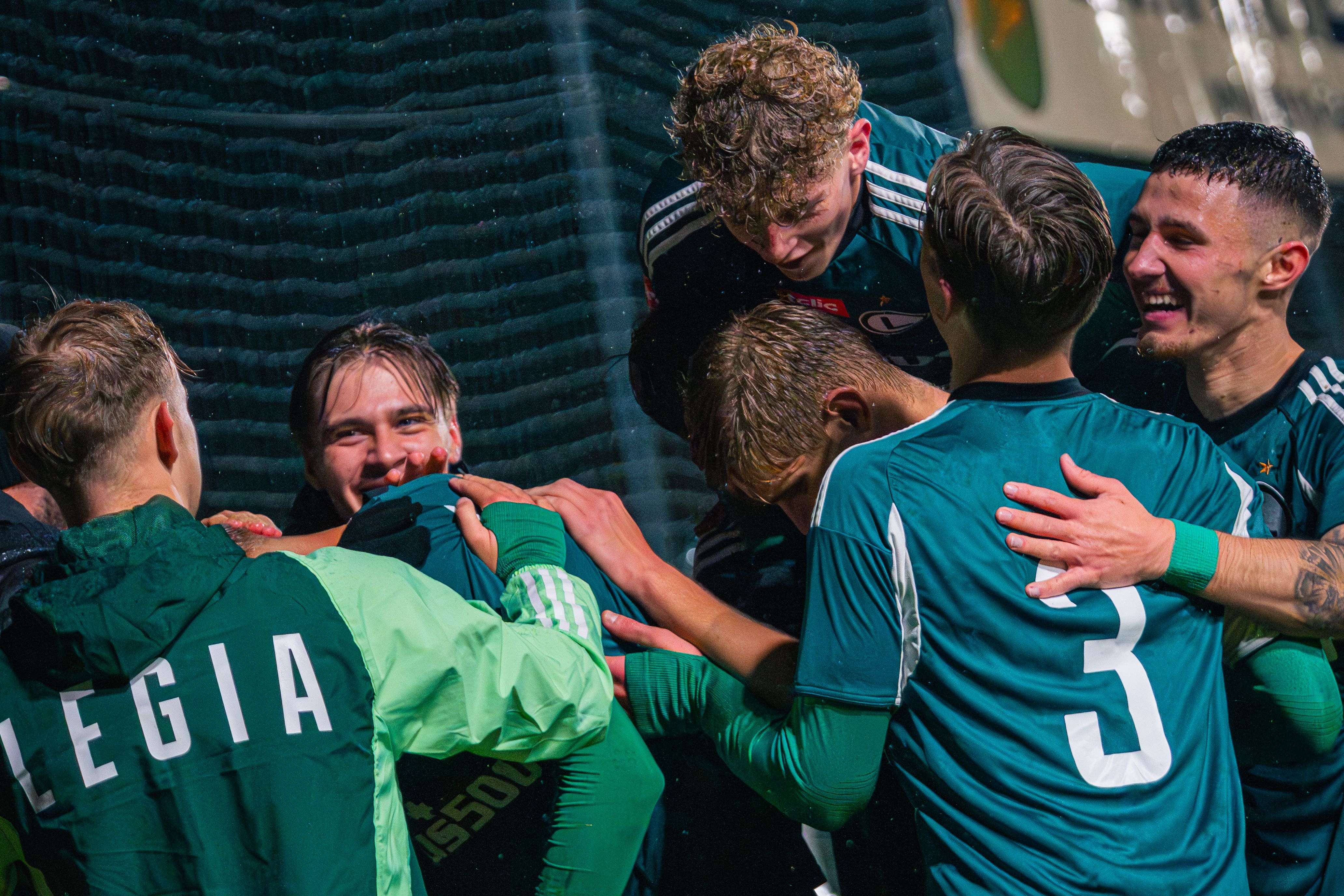 Galeria z meczu GKS Wikielec - Legia II Warszawa autorstwa Anny Socha