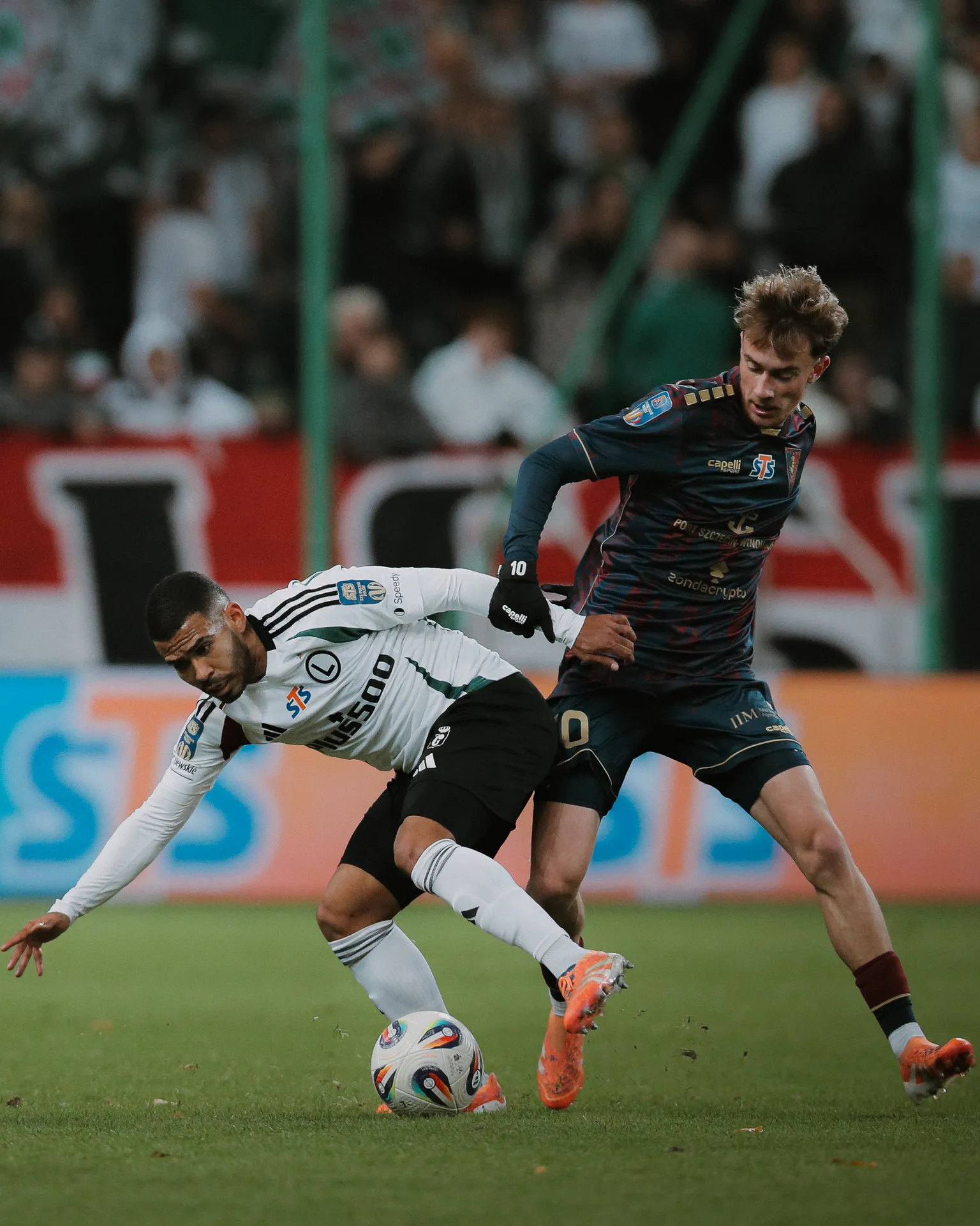 PKO BP Ekstraklasa: Zapowiedź meczu Pogoń Szczecin - Legia Warszawa. Lany Poniedziałek w mieście Portowców