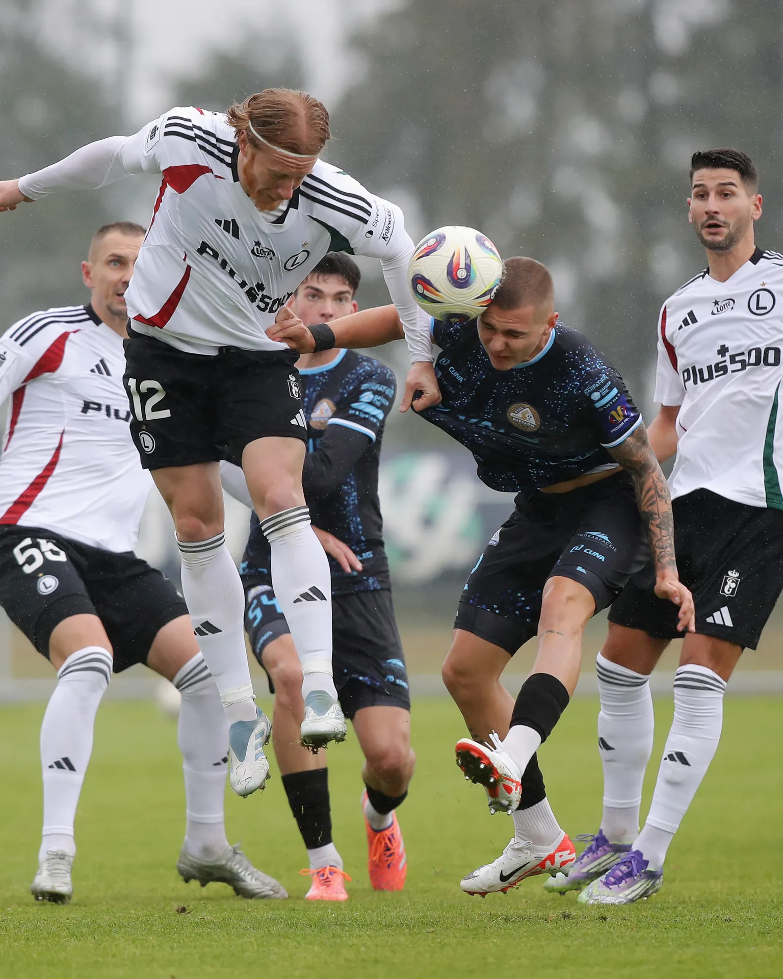 Legia Warszawa rozegra mecz kontrolny ze Zniczem Pruszków