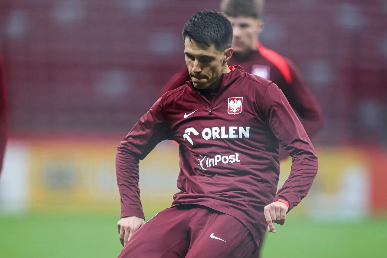 Reprezentacja: Polska - Holandia 1:1. Biało-czerwoni w barażach, występy Kapustki i Wszołka