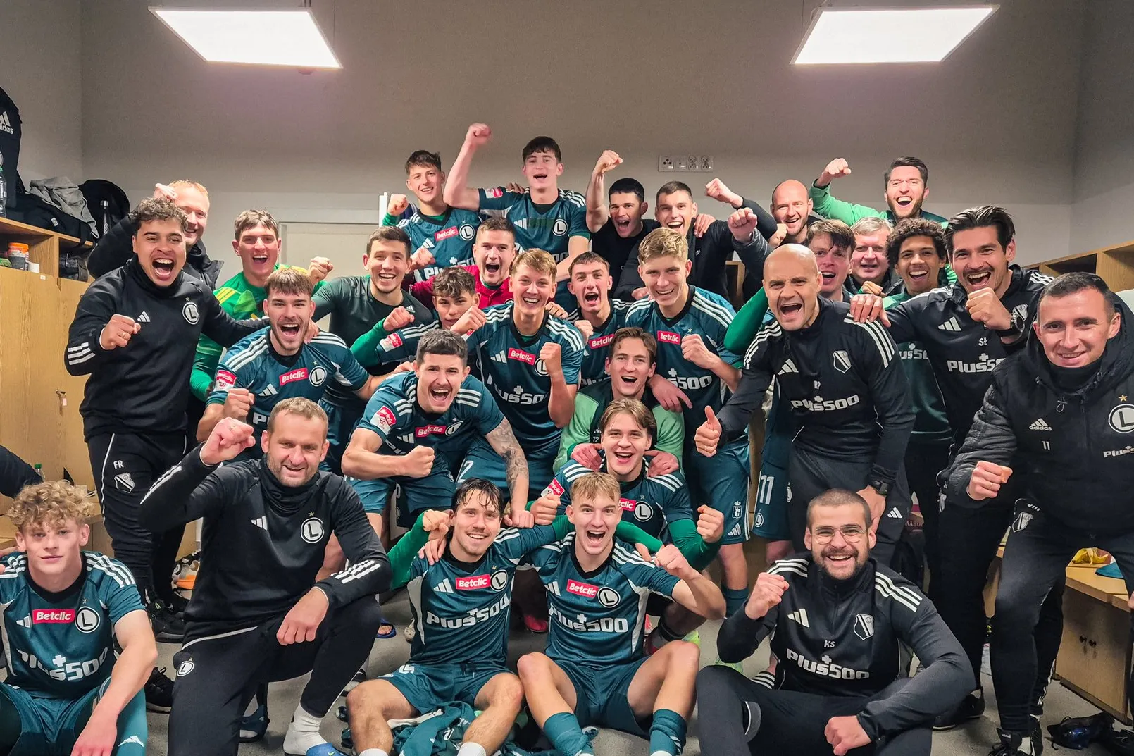 Rezerwy: Zwycięstwo lidera III ligi na koniec jesieni. Legia II Warszawa - Mławianka Mława 3:0