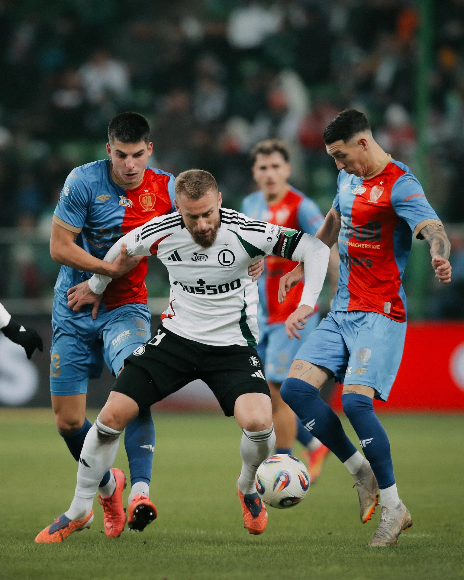 Porażka na koniec ligowego roku. Legia Warszawa - Piast Gliwice 0:1