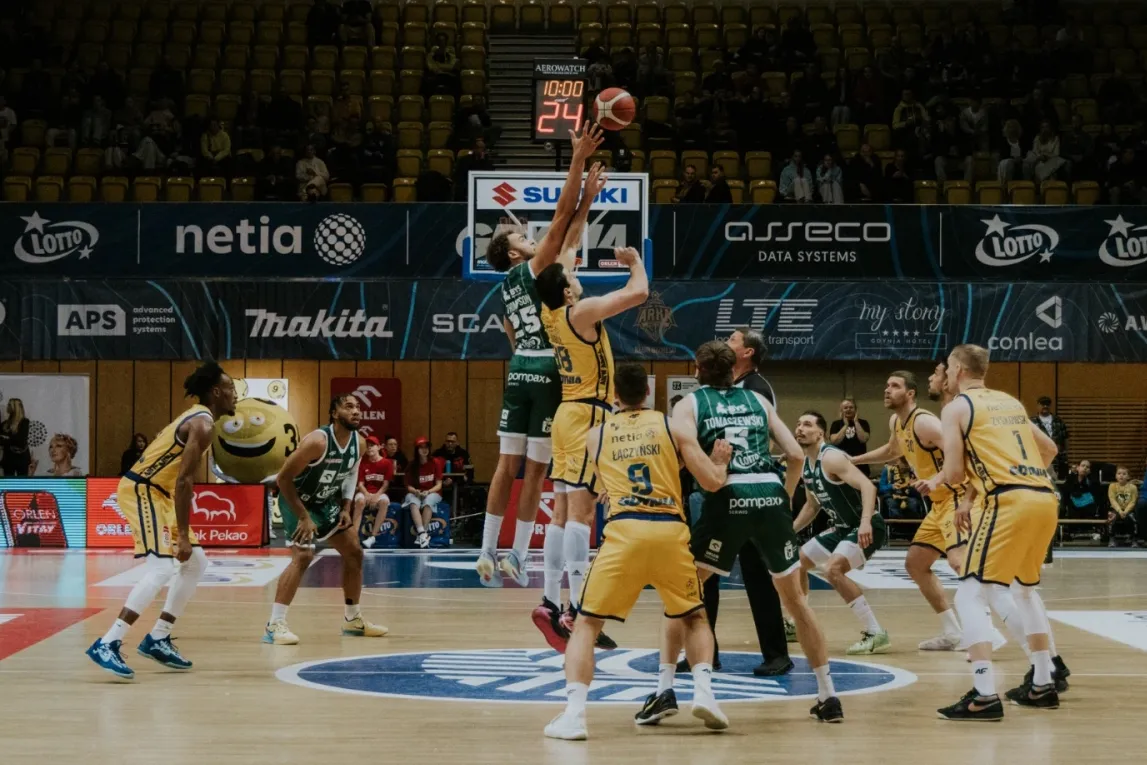 Koszykówka: Wysoko porażka Zielonych Kanonierów na koniec roku. AMW Arka Gdynia - Legia 106:72