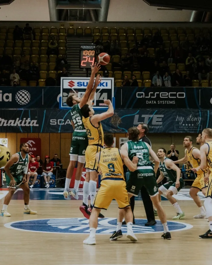 Koszykówka: Wysoko porażka Zielonych Kanonierów na koniec roku. AMW Arka Gdynia - Legia 106:72