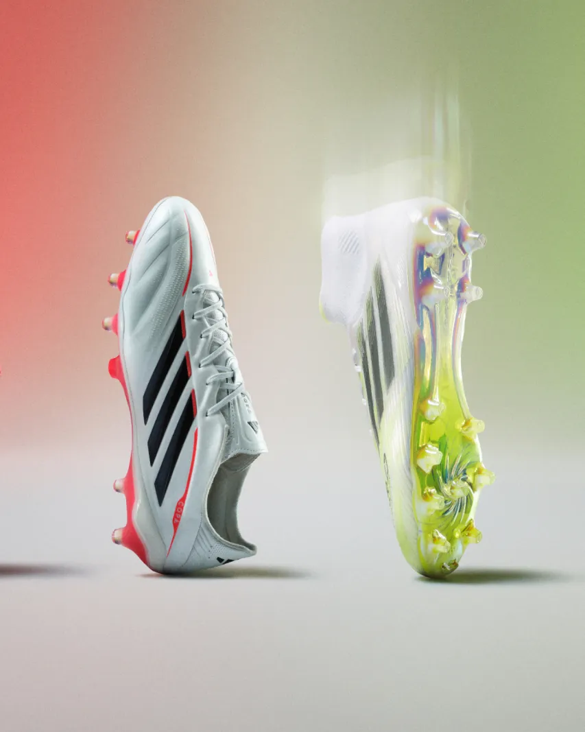 Piłkarze Legii gotowi do akcji z modelami butów Predator i F50 – po której jesteś stronie?