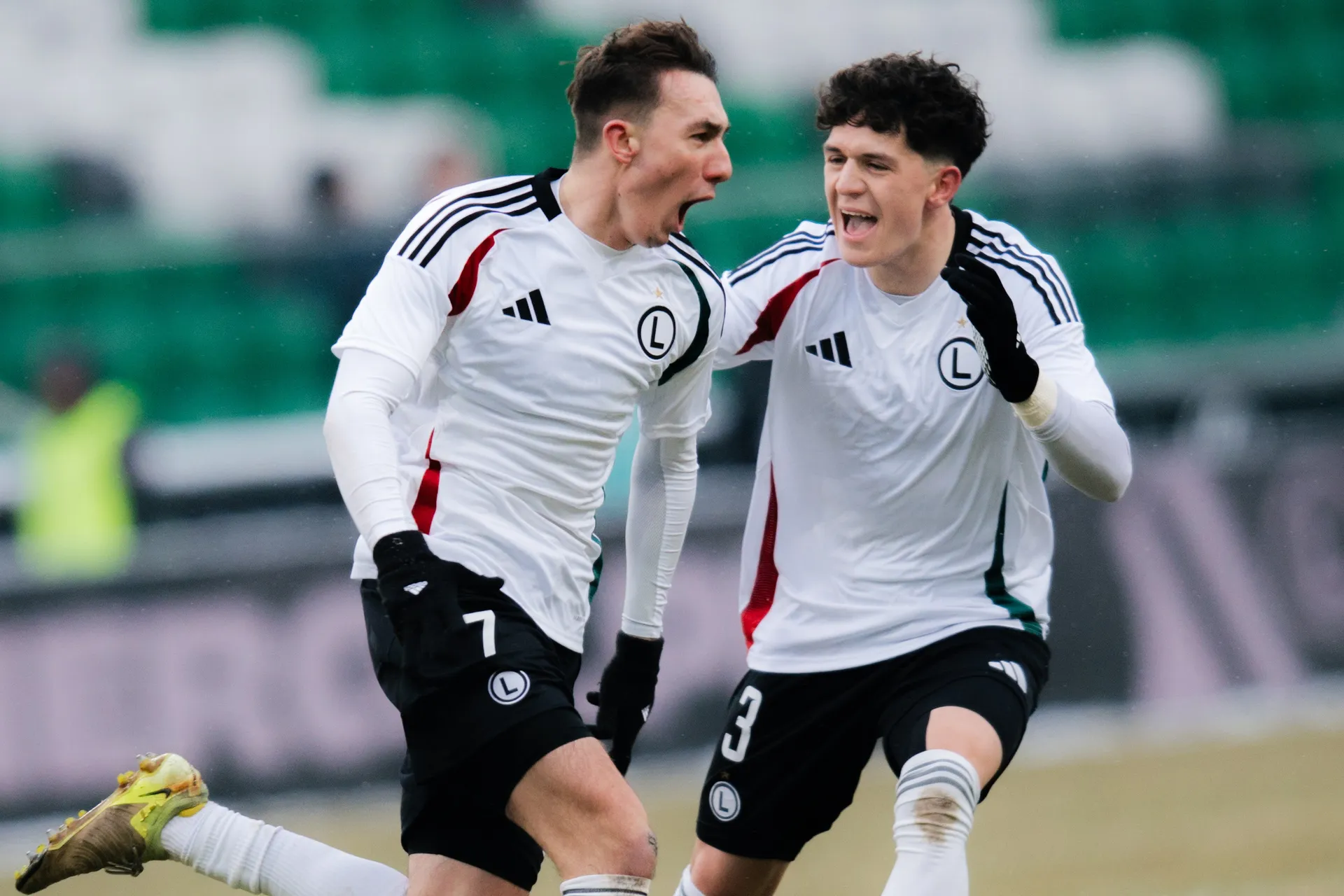 UEFA Youth League: Skrót i gole z meczu Legia U19 Warszawa - Ajax U19 Amsterdam (2:1). KAPITALNI! [WIDEO]