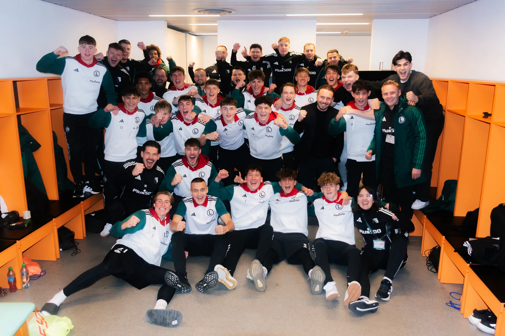 UEFA Youth League: Awans? A jaks! Legia Warszawa U19 - Ajax Amsterdam U19 2:1 [WIDEO]