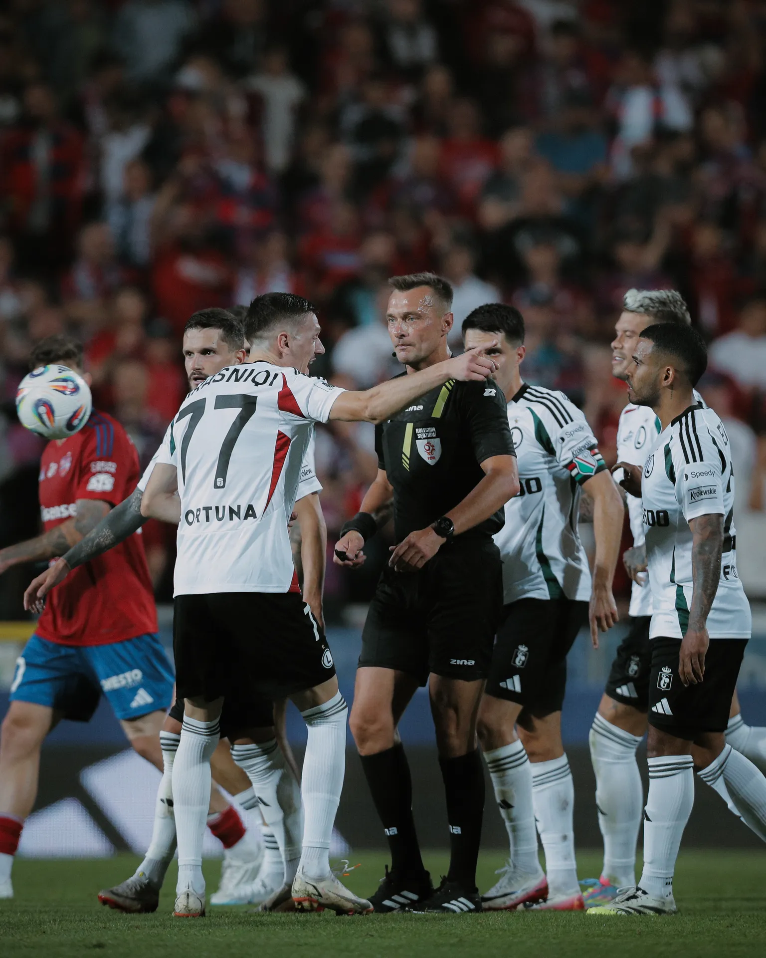 PKO Bank Polski Ekstraklasa: Jarosław Przybył sędzią meczu z Wisłą Płock