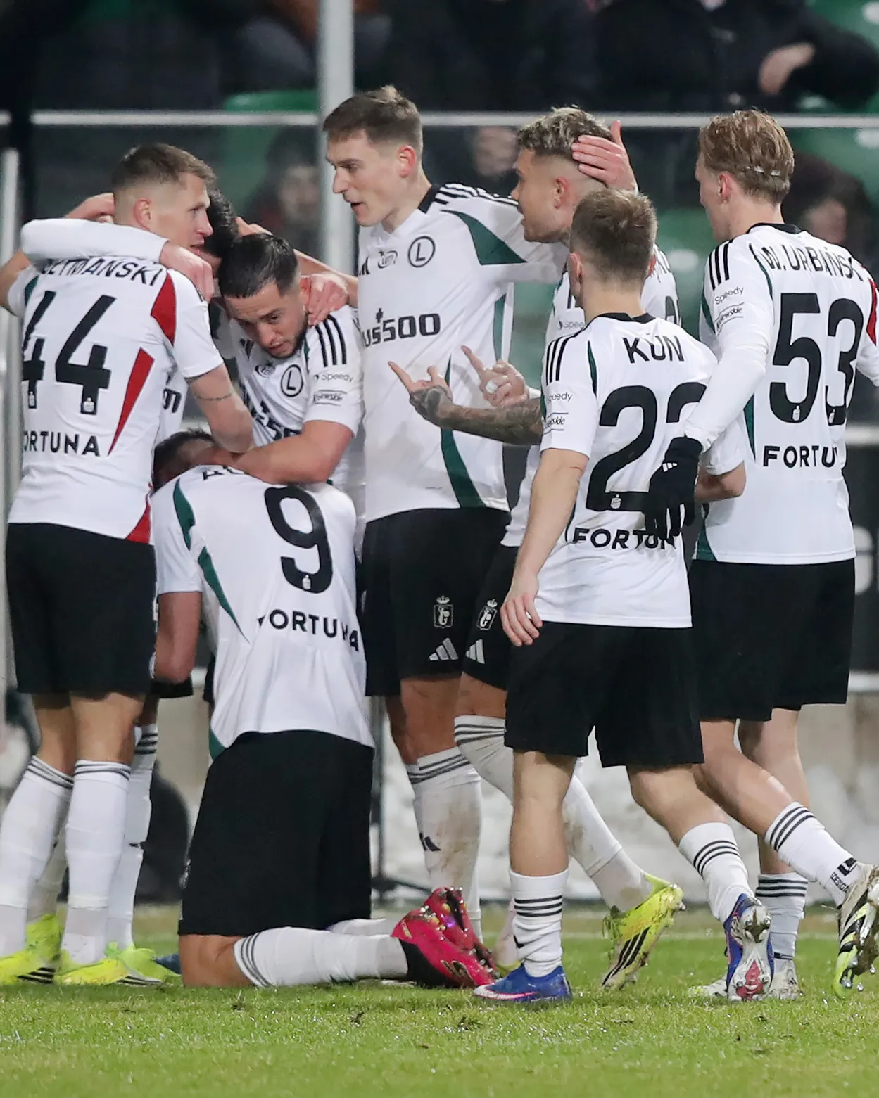 ZWYCIĘSTWO I PRZEŁAMANIE! KULISY MECZU Z WISŁĄ PŁOCK