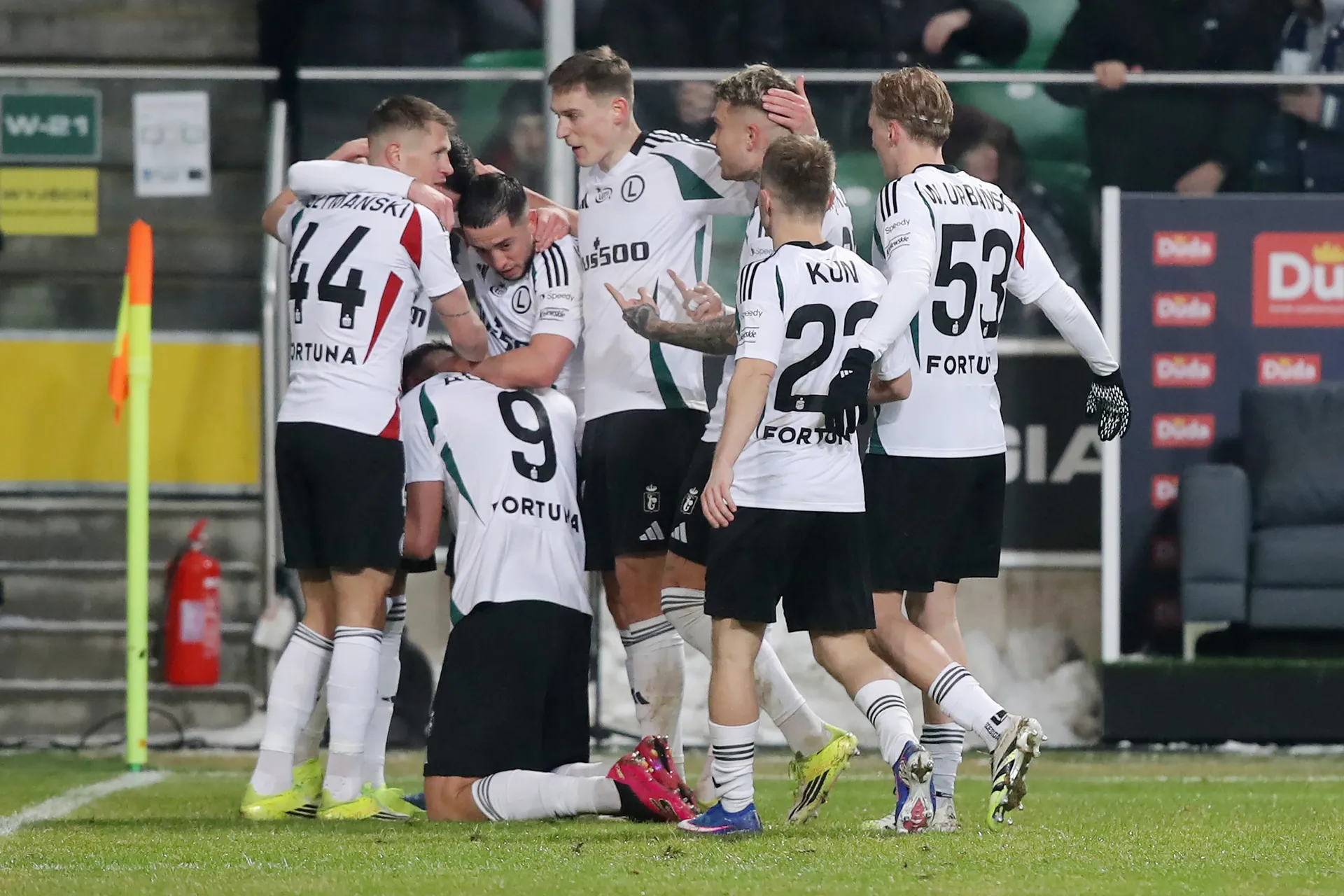 ZWYCIĘSTWO I PRZEŁAMANIE! KULISY MECZU Z WISŁĄ PŁOCK