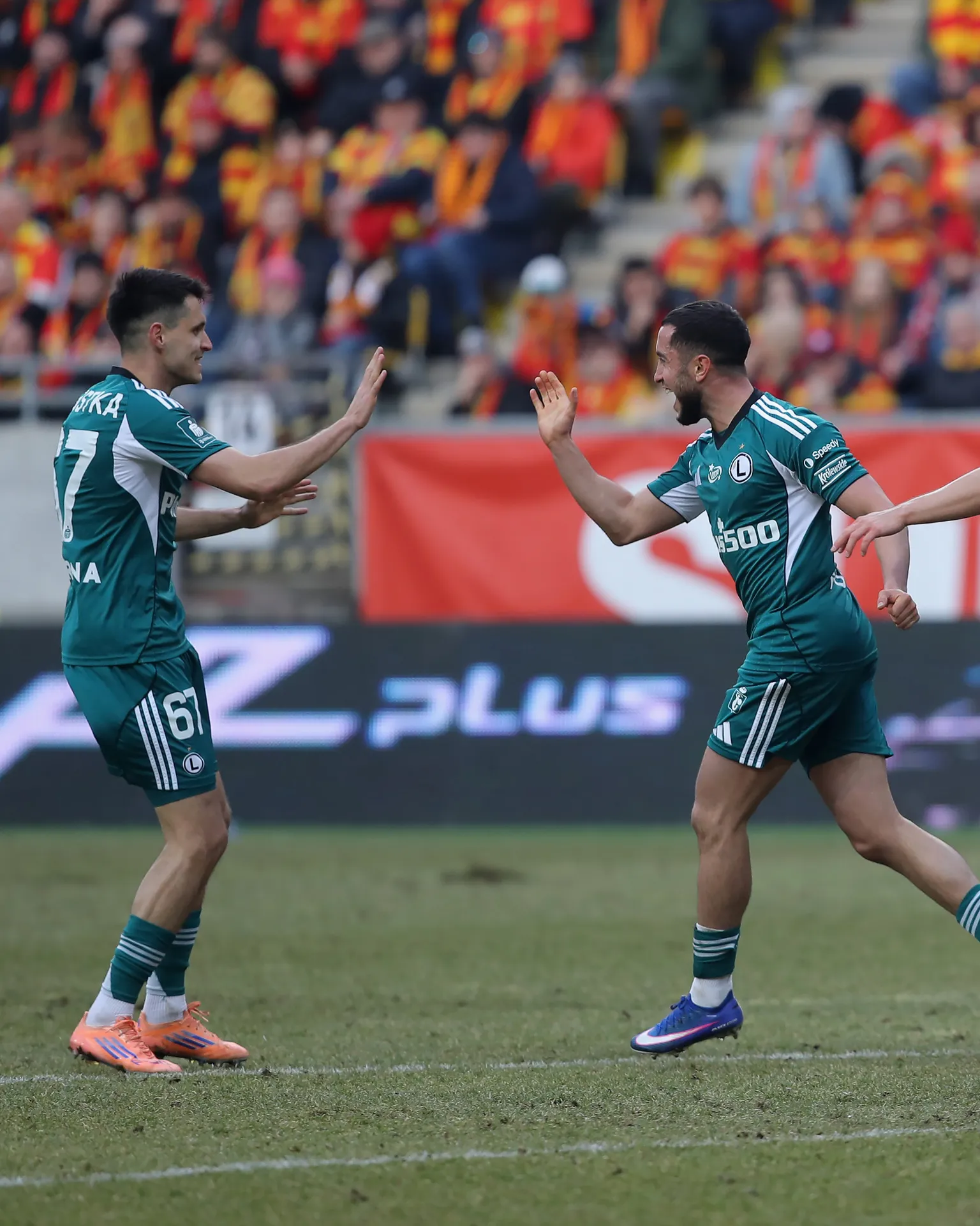 Skrót i gole z meczu Jagiellonia Białystok - Legia Warszawa (2:2). Remis z liderem z Podlasia [WIDEO]