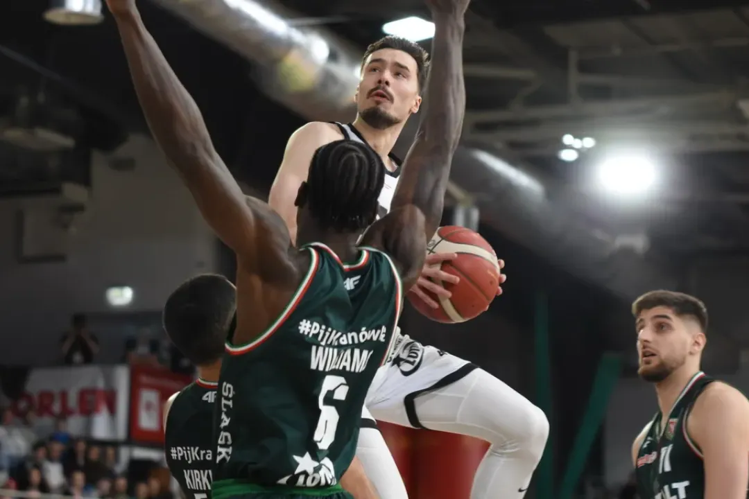 Koszykówka: Wrocławianie lepsi od Zielonych Kanonierów po dogrywce. Legia Warszawa - WKS Śląsk Wrocław 99:104