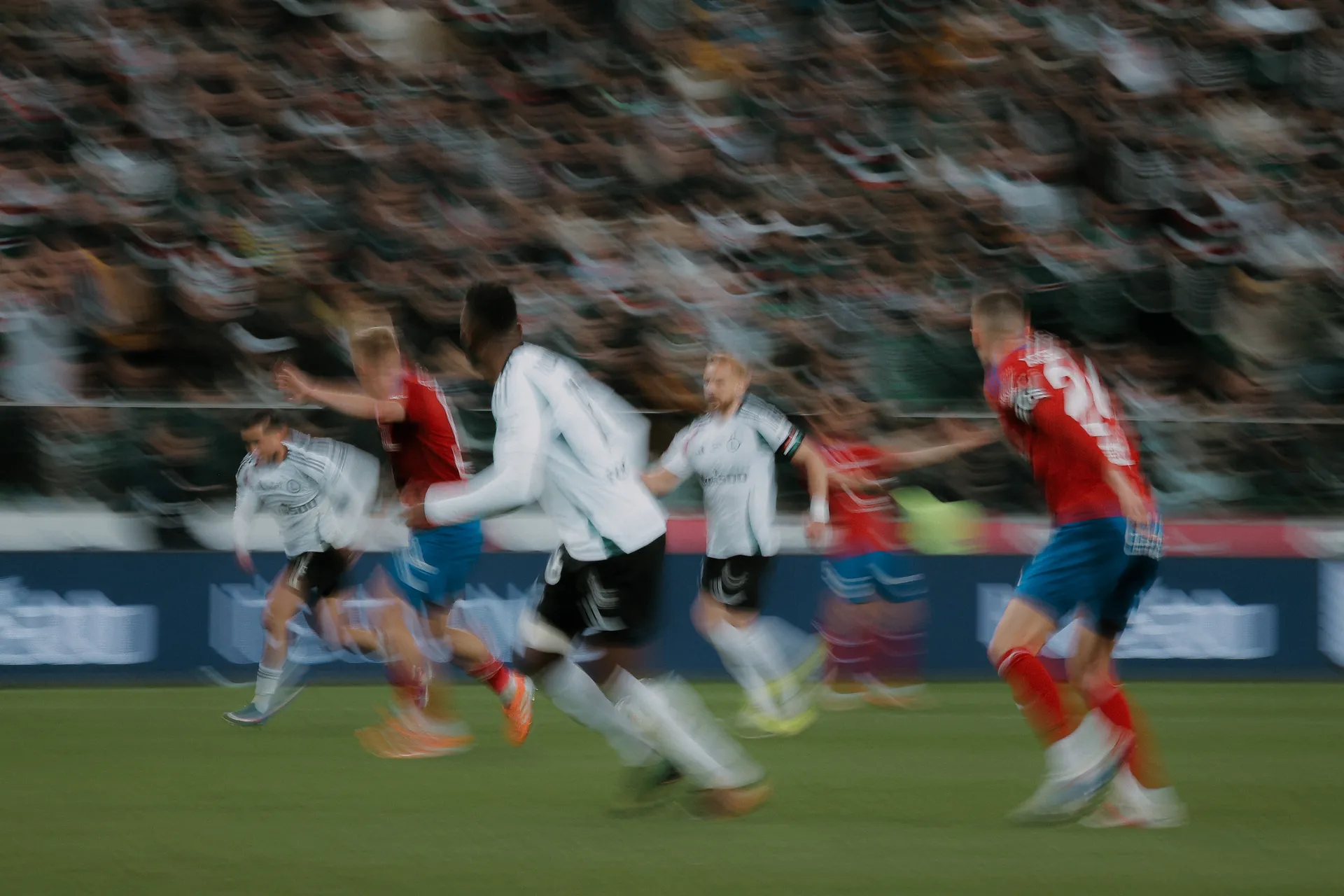 Galeria z meczu Legia Warszawa - Raków Częstochowa autorstwa Mateusza Kostrzewy