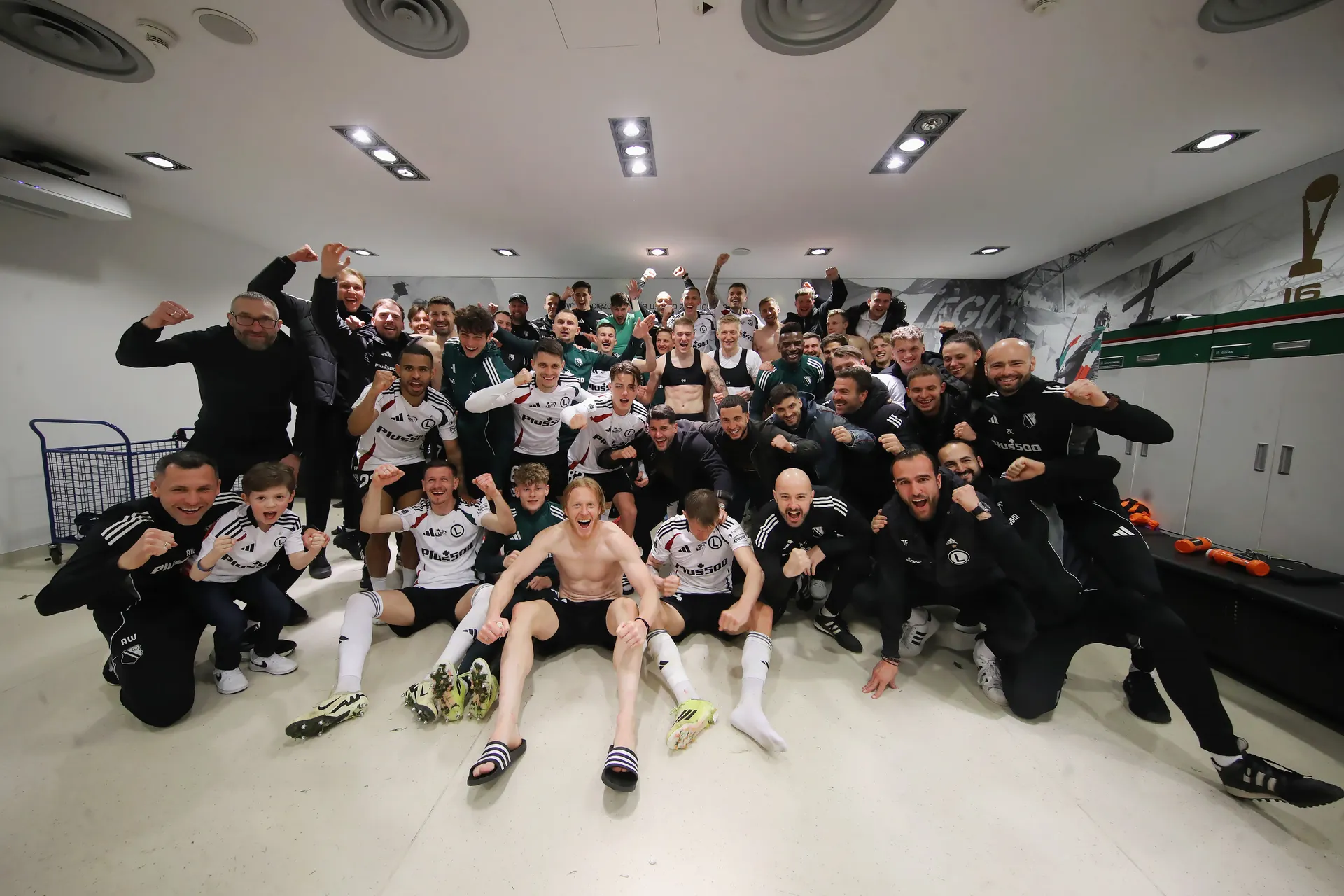 Galeria z meczu Legia Warszawa - Zagłębie Lubin autorstwa Janusza Partyki