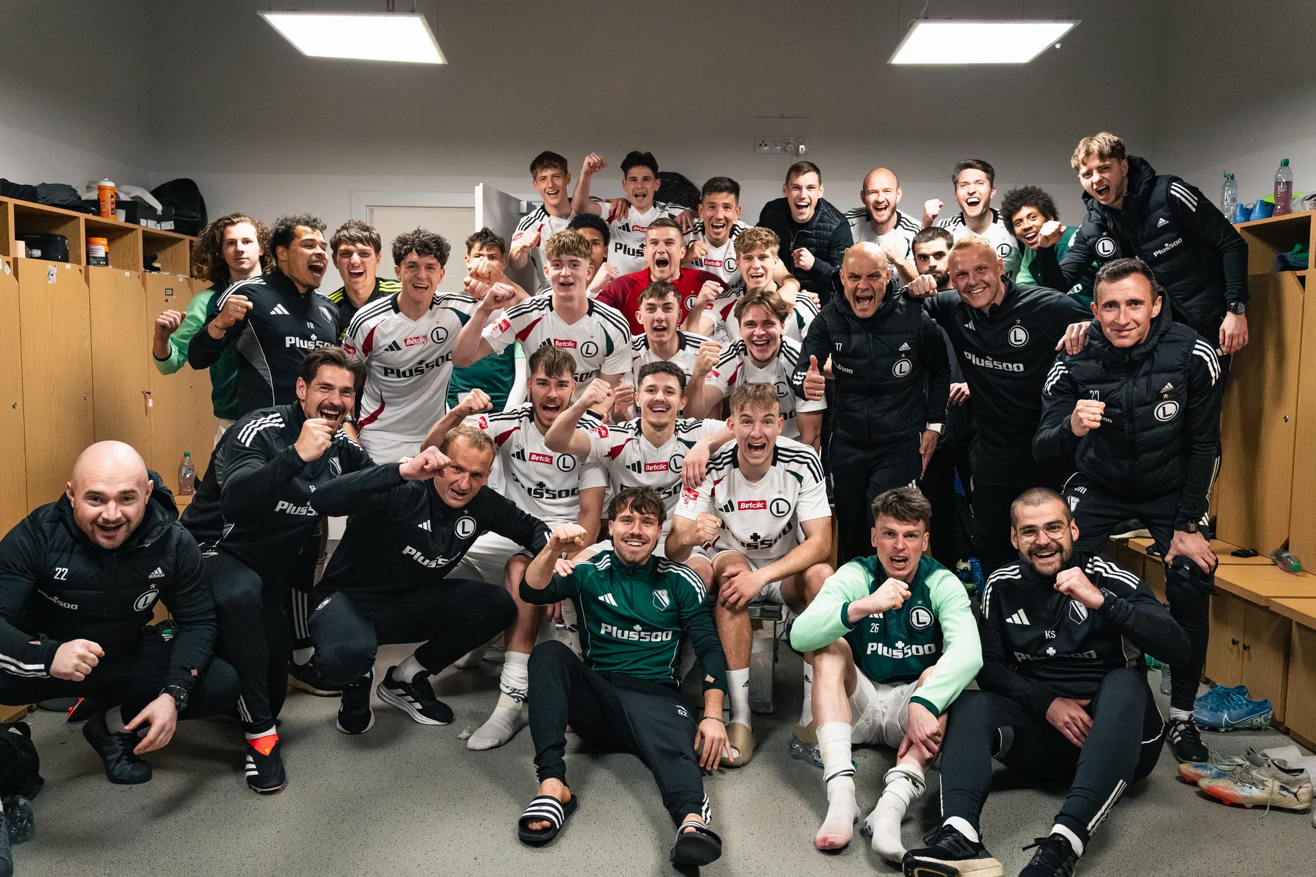 Krok po kroku! Legia II Warszawa - KS CK Troszyn 2:0