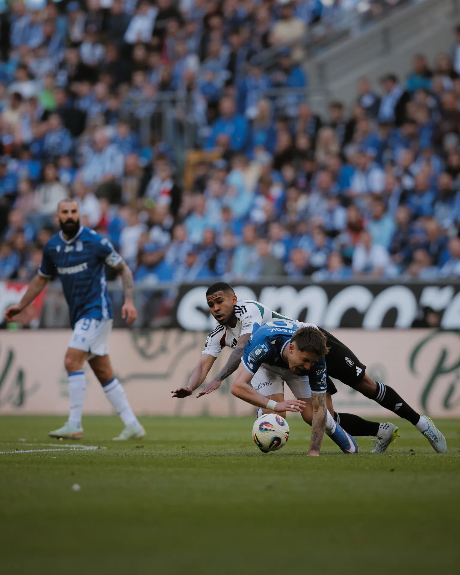 Skrót i gole z meczu Lecha Poznań - Legia Warszawa (4:0). Wysoka przegrana przy Bułgarskiej [WIDEO]