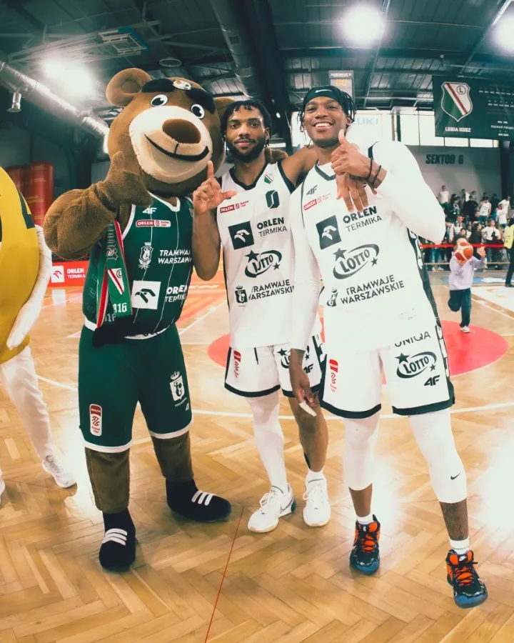 Koszykówka: Piąte zwycięstwo z rzędu Zielonych Kanonierów. Legia Warszawa - AMW Arka Gdynia 91:84