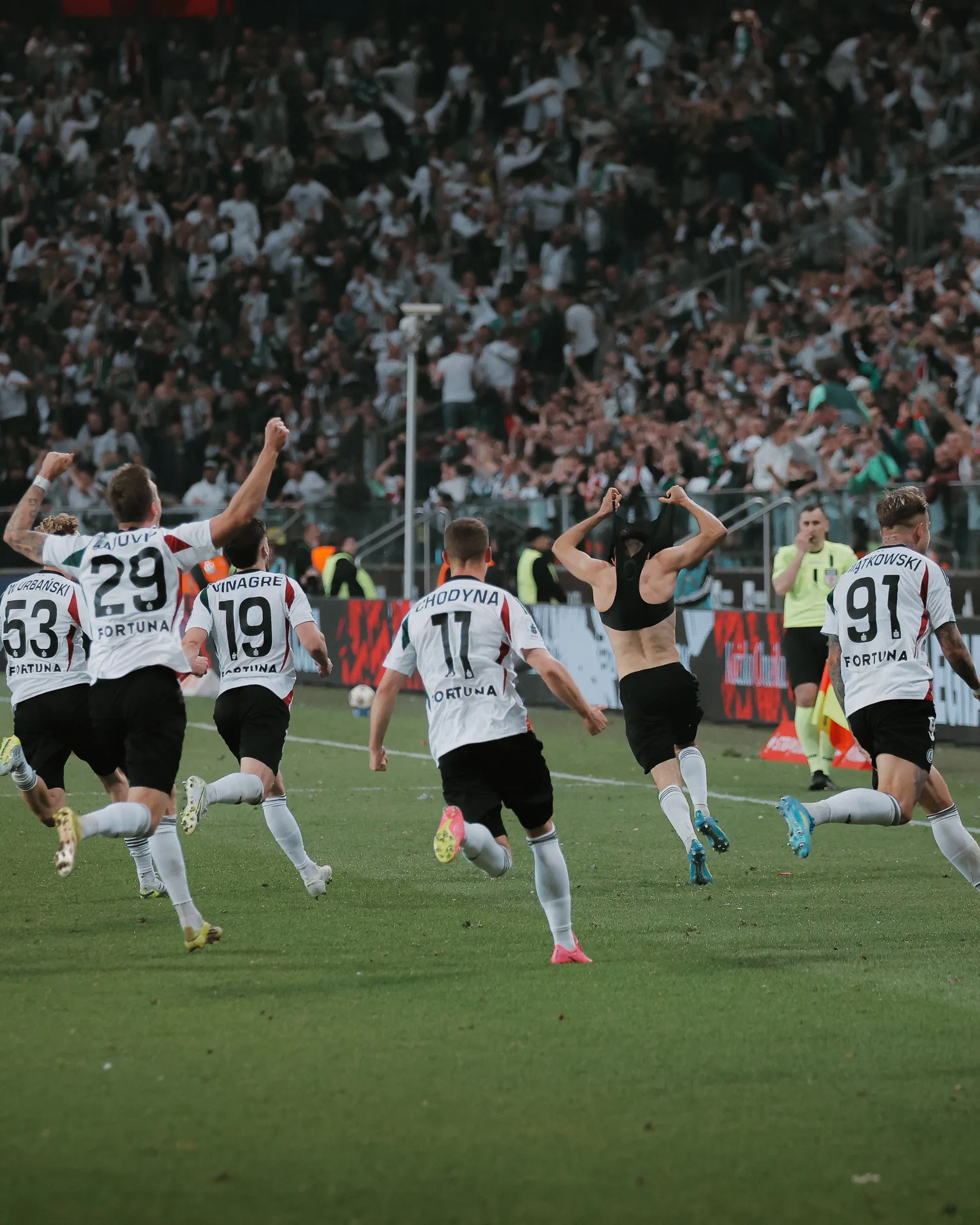 Ważne trzy punkty w końcówce! Legia Warszawa - Widzew Łódź 1:0