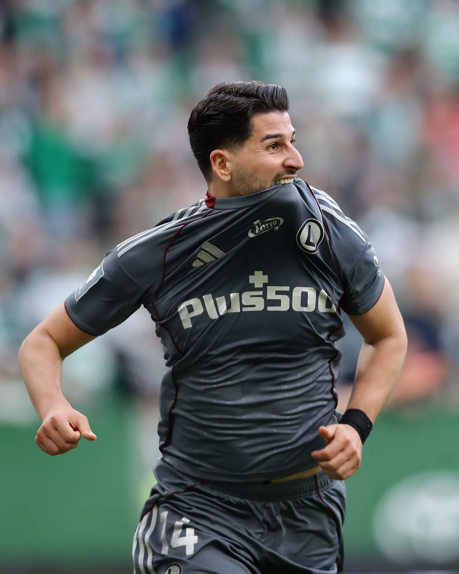 Skrót i gole z meczu Lechia Gdańsk - Legia Warszawa (1:2). Colak za trzy punkty! [WIDEO]