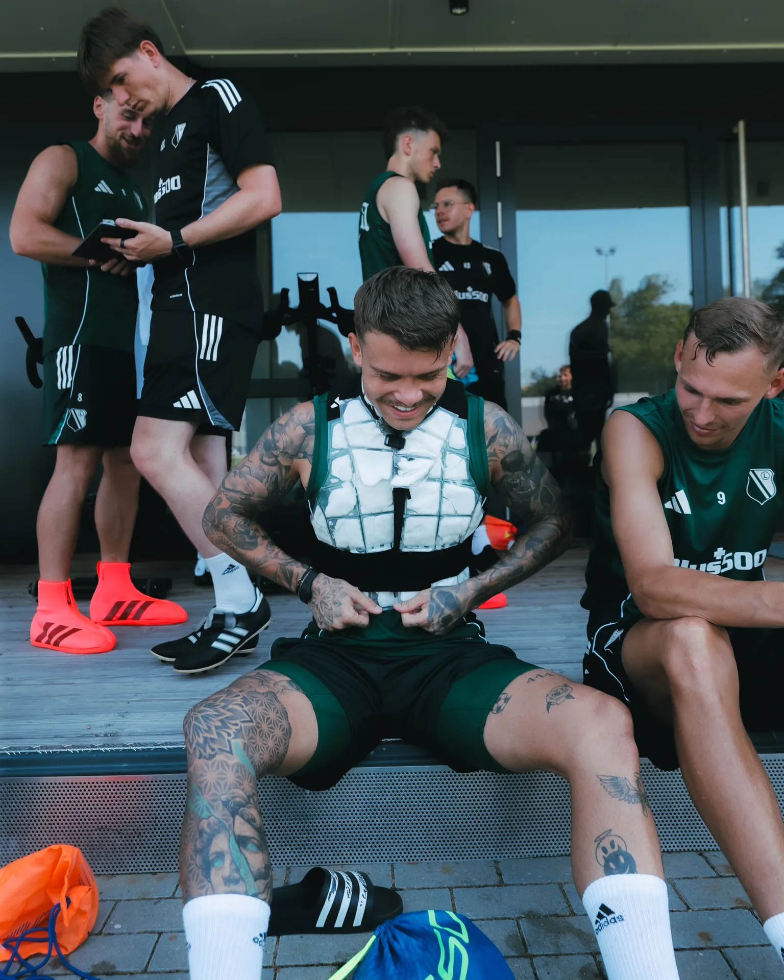 Pierwszy trening w Herzogenaurach. Rozruch przed sparingiem