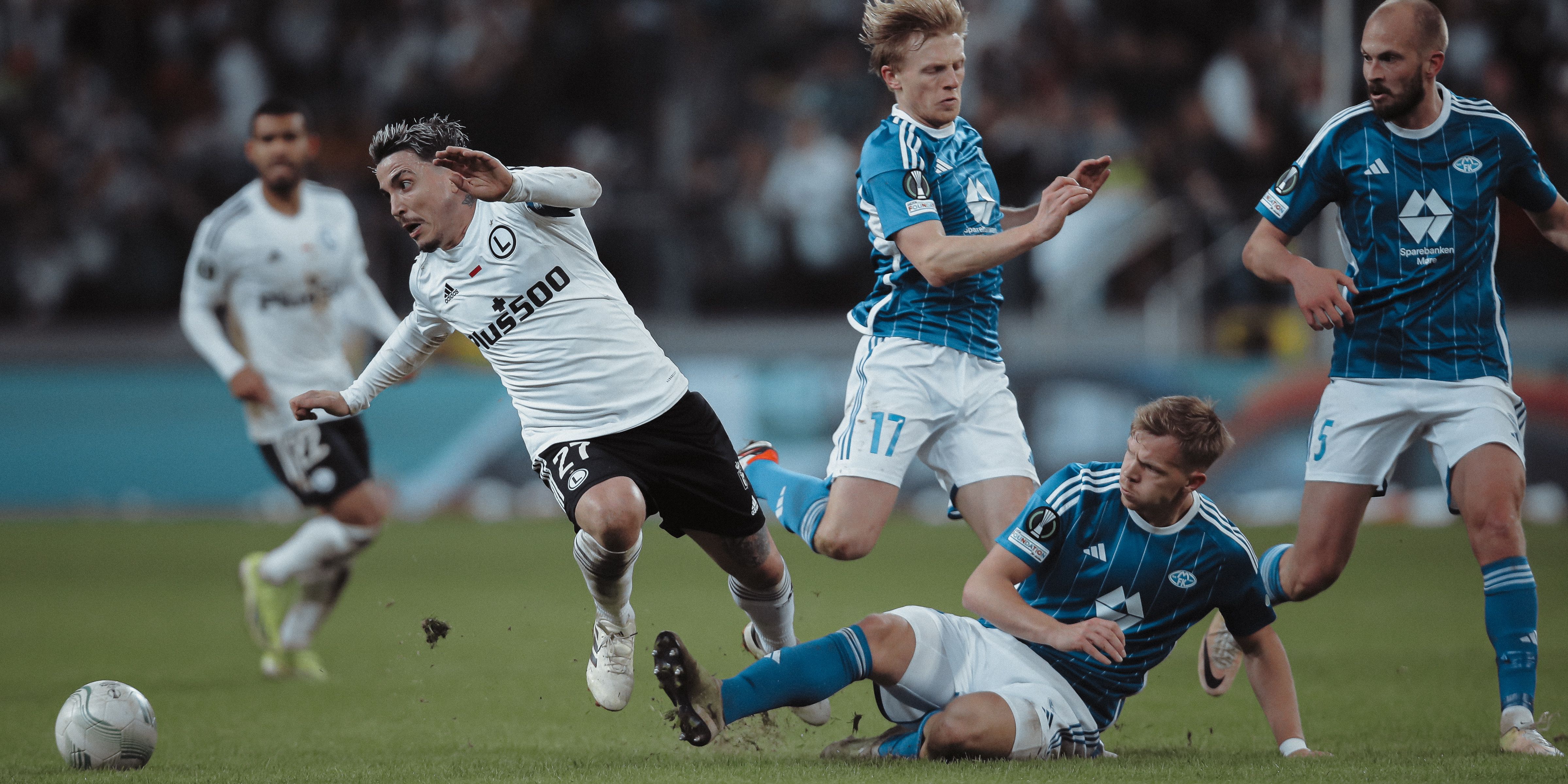 Galeria z meczu Legia Warszawa - Molde FK autorstwa Mateusza Kostrzewy