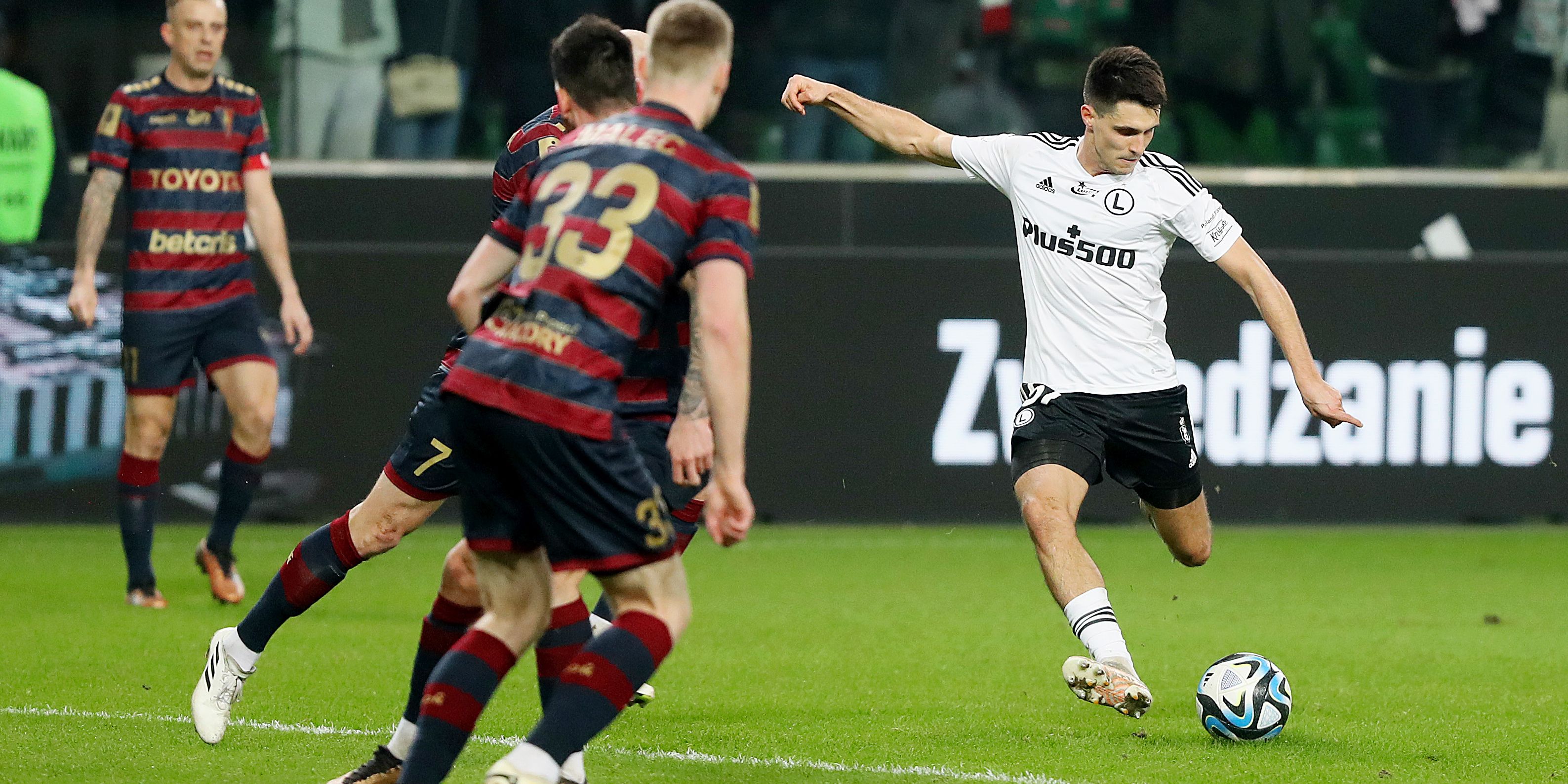 Bartosz Kapustka Plus500 Zawodnikiem Meczu z Pogonią Szczecin