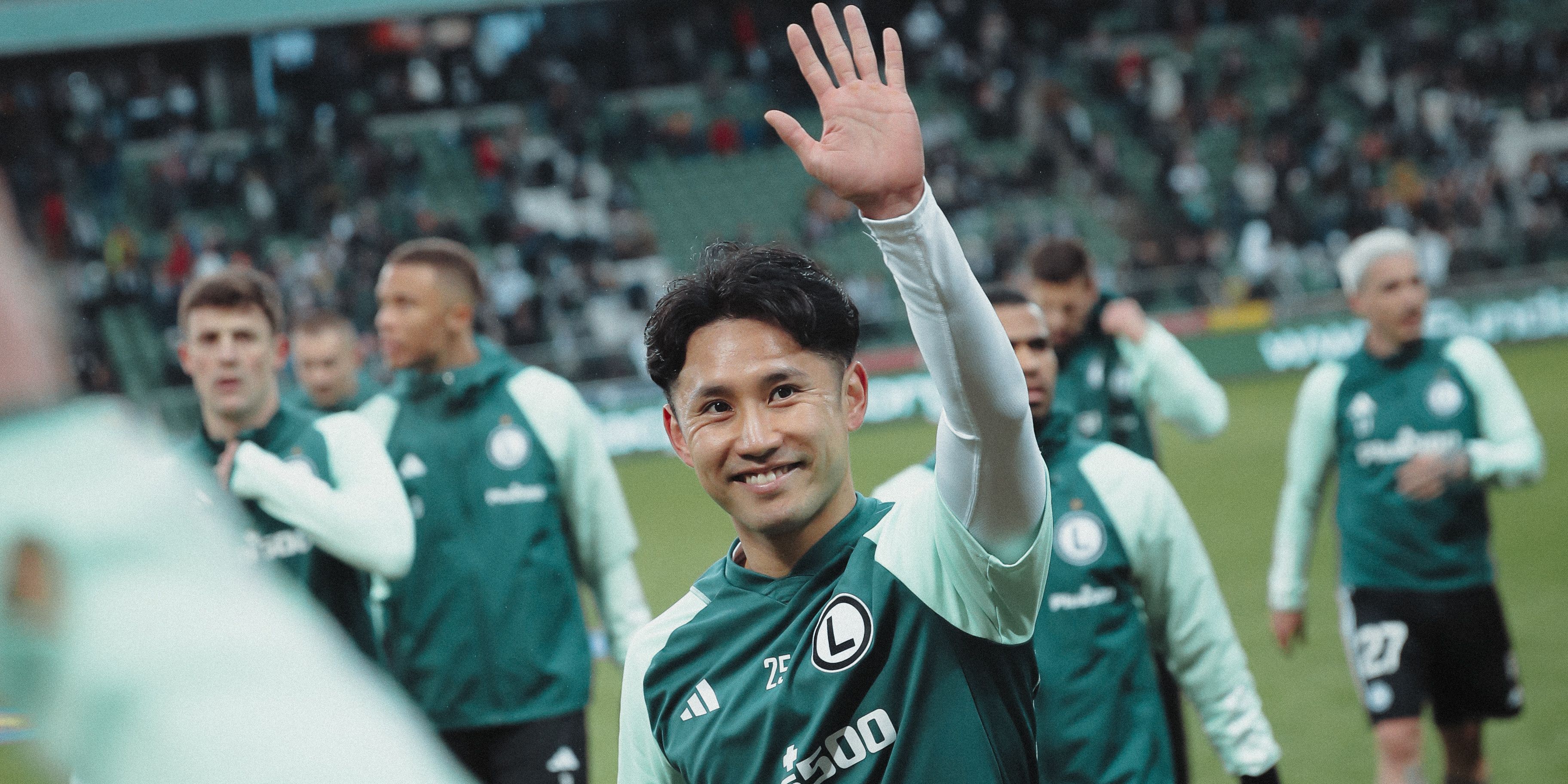 Spotkanie dla dzieci i młodzieży z Tobim i Morim w Legia FanStore!