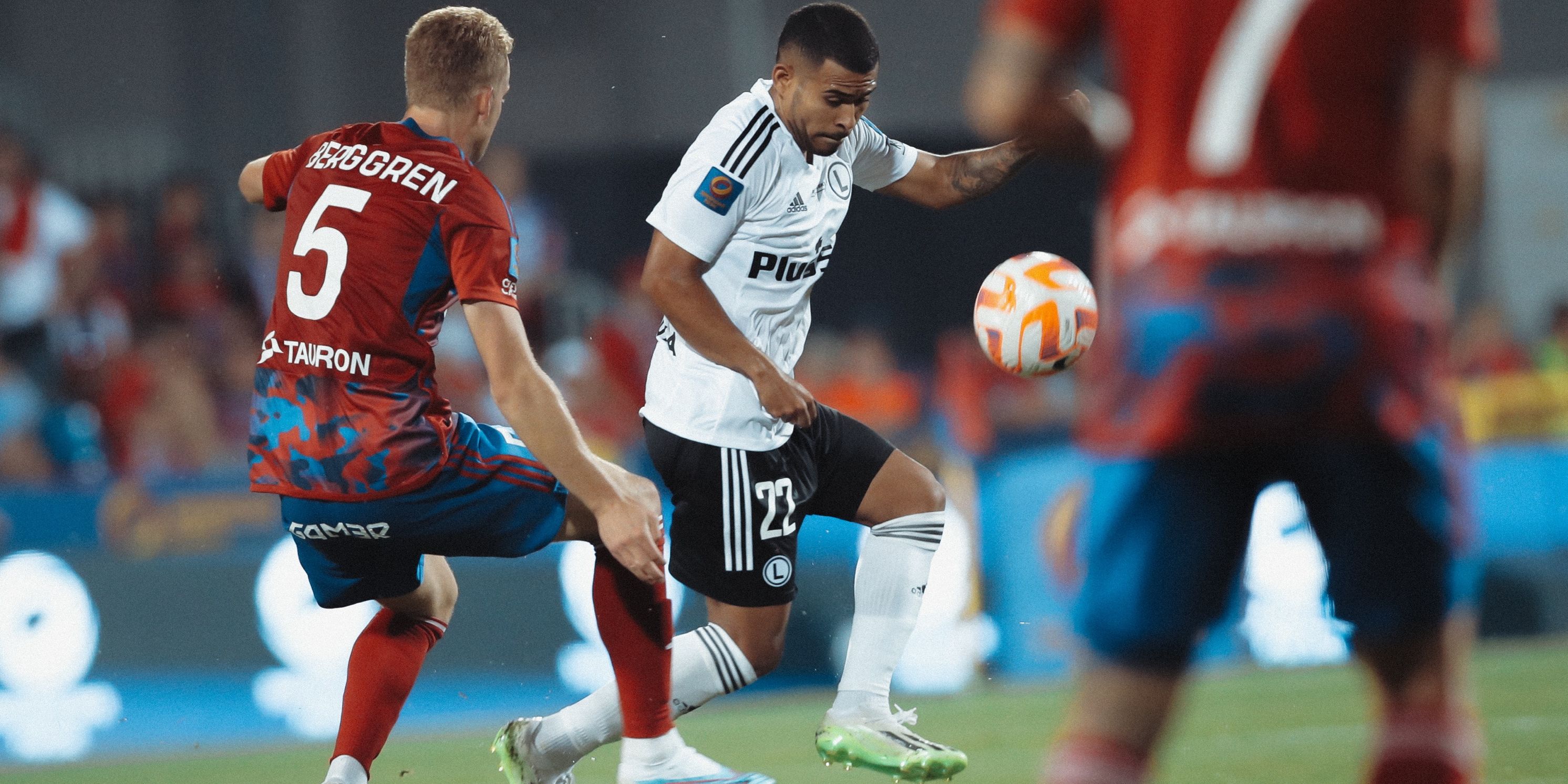 PKO Bank Polski Ekstraklasa: Zapowiedź meczu Raków Częstochowa - Legia Warszawa. Nowe rozdanie, jasne zadanie