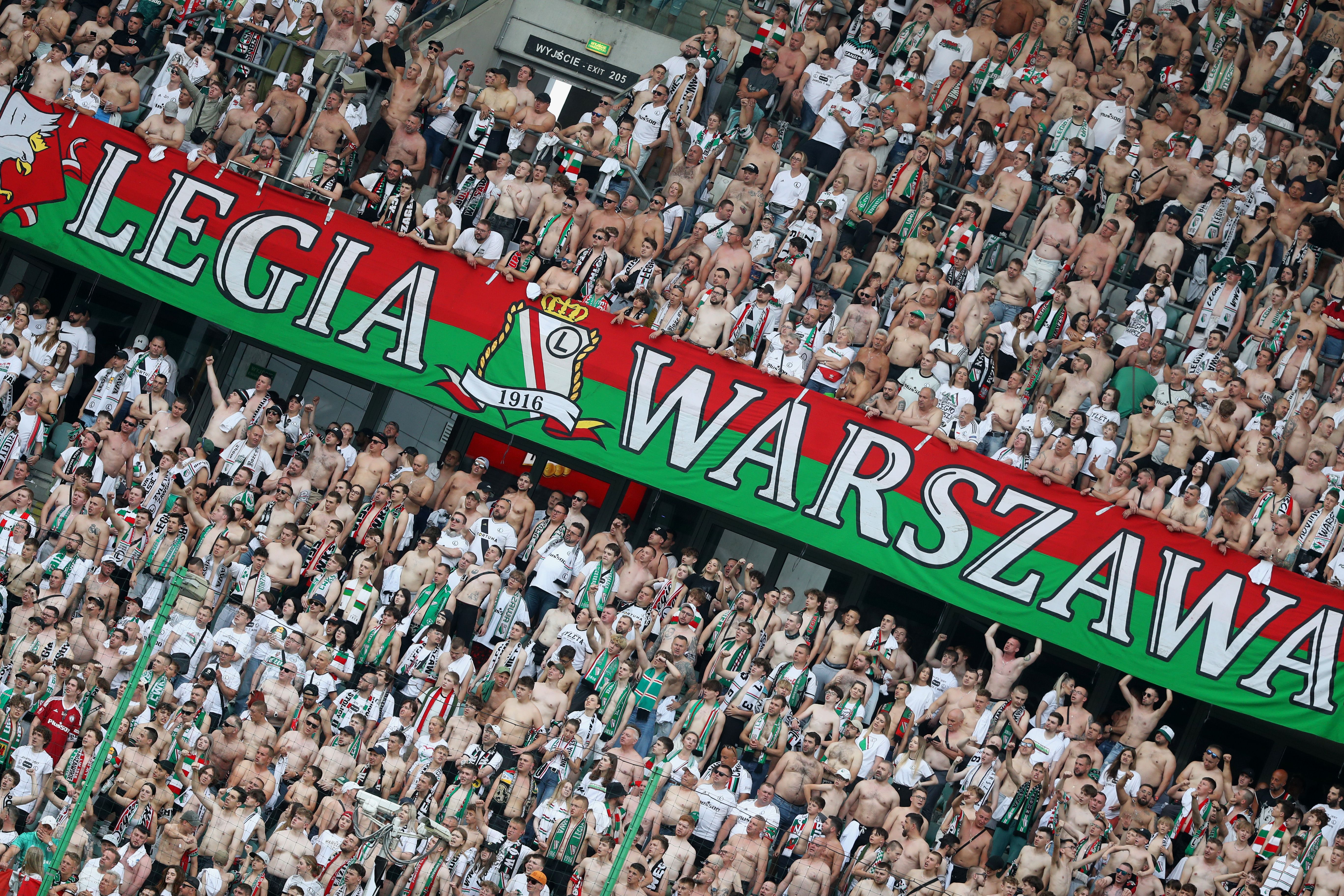 WE’RE GOING WITH THE BLOW! Ticket gross sales for the Legia Warsaw – Piast Gliwice match. #ComeOnLegi!