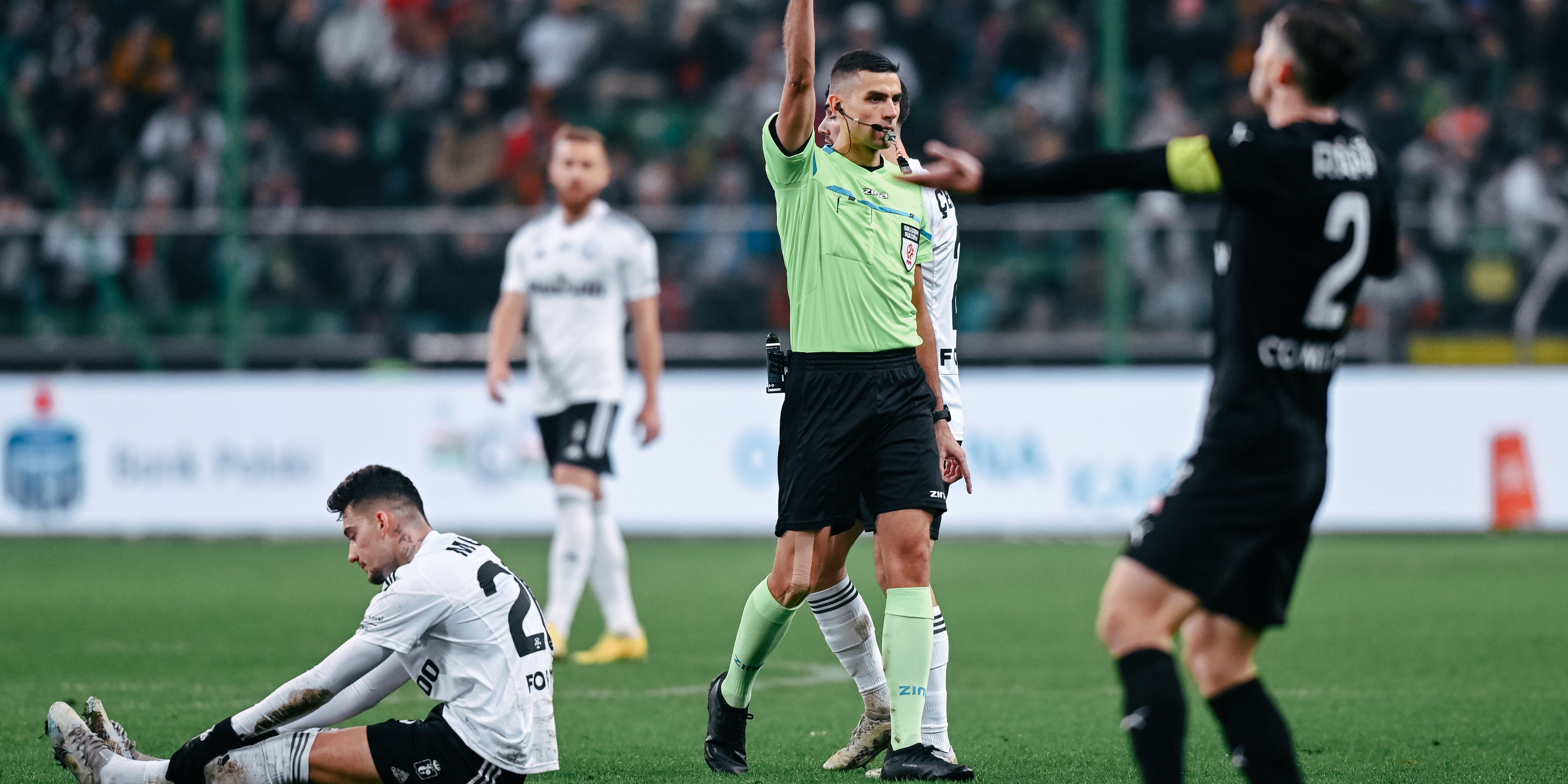 Łukasz Kuźma arbitrem spotkania Legia Warszawa - Piast Gliwice