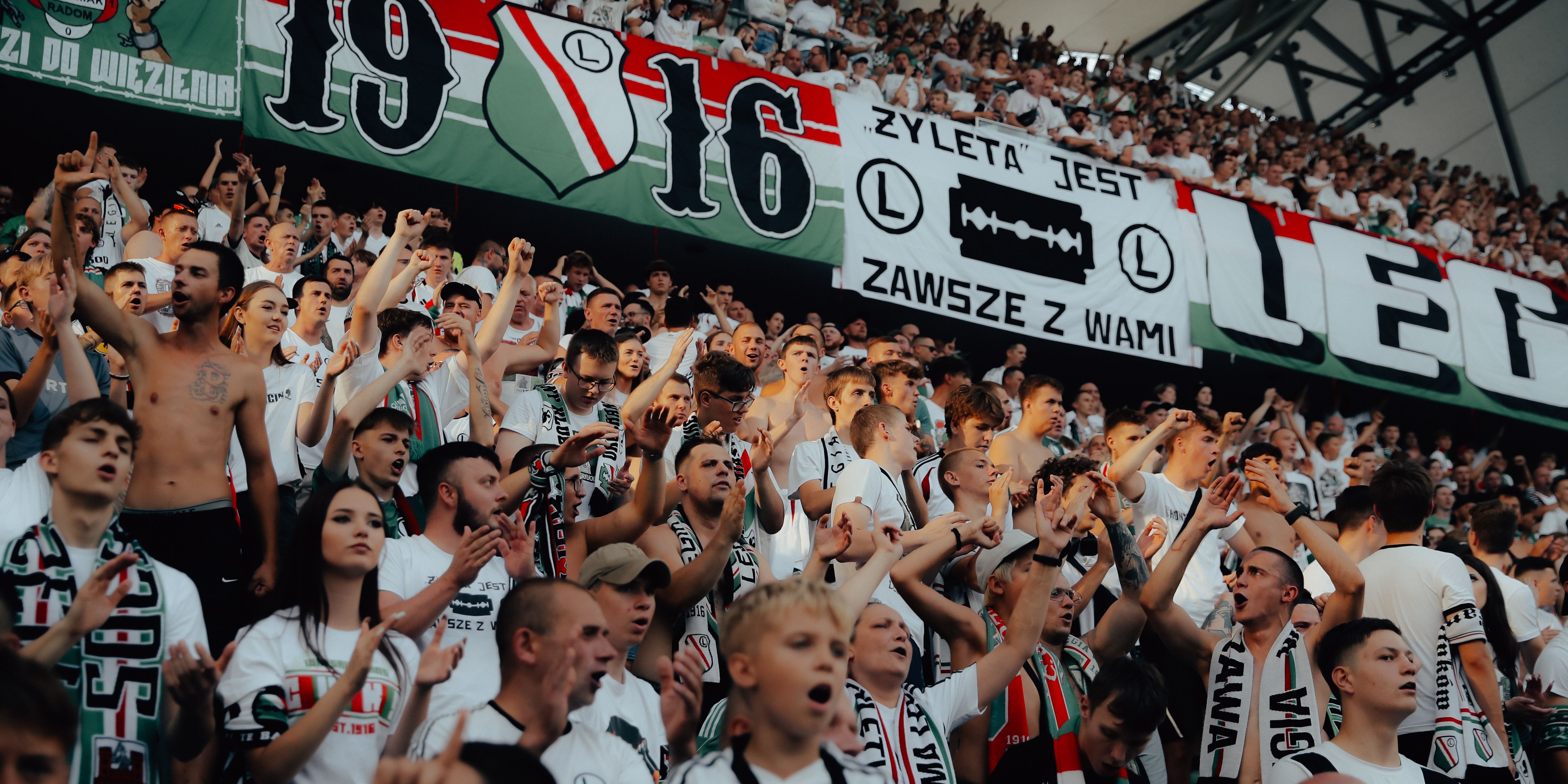 Zabierz przyjaciela na Legię! Odbierz dodatkowy bilet dla znajomego na mecz z FC Dritą tylko za złotówkę