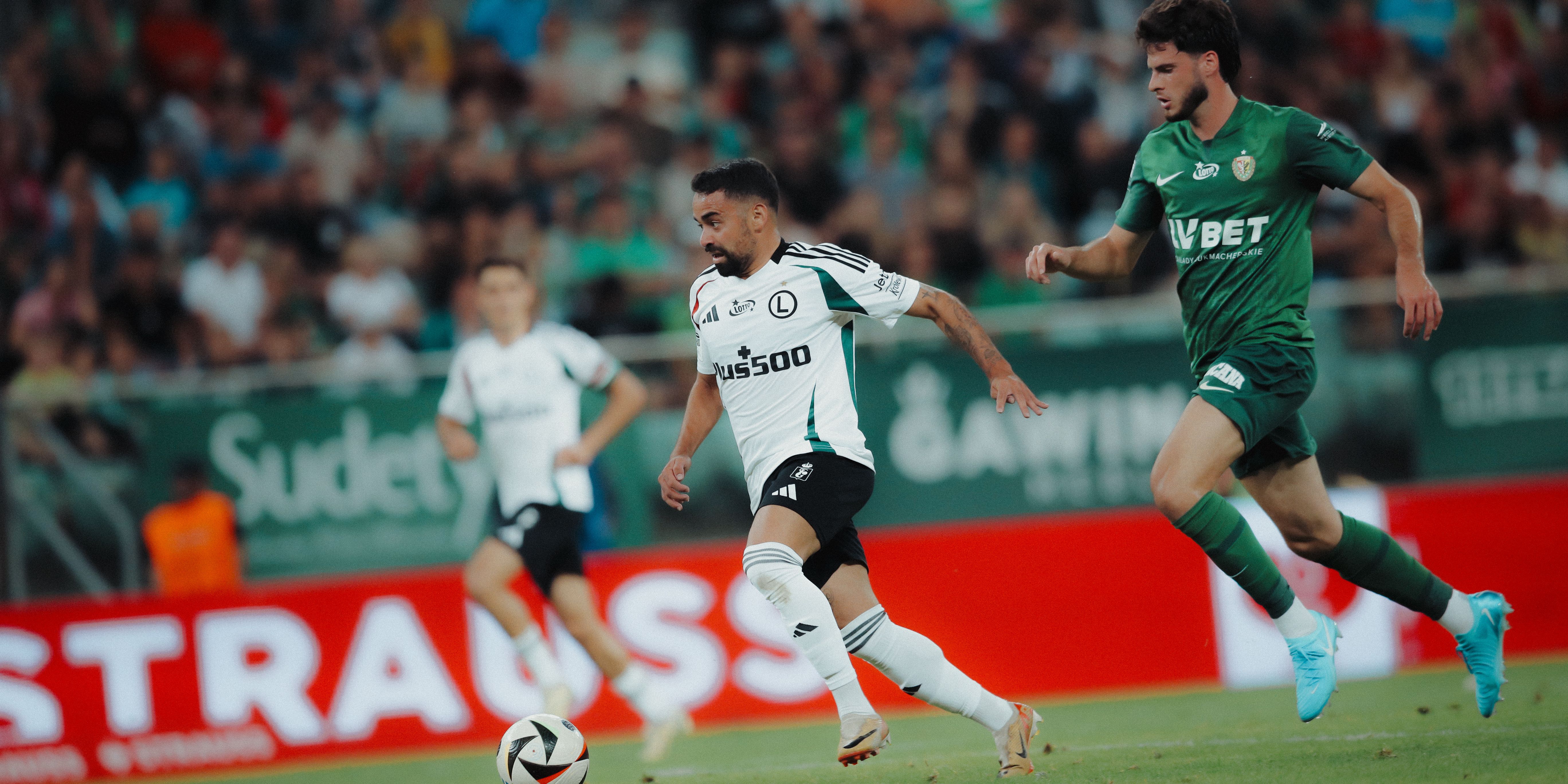 KREW, POT I REMIS. KULISY MECZU ŚLĄSK WROCŁAW - LEGIA WARSZAWA