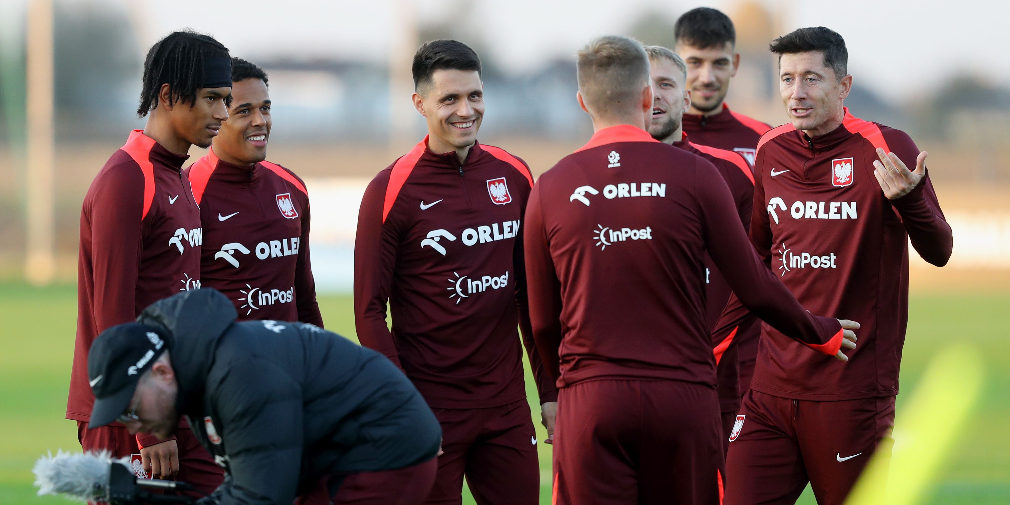 Reprezentacja Polski w Legia Training Center. Trenowali legioniści - Bartosz Kapustka i Maxi Odeyele [ZDJĘCIA]