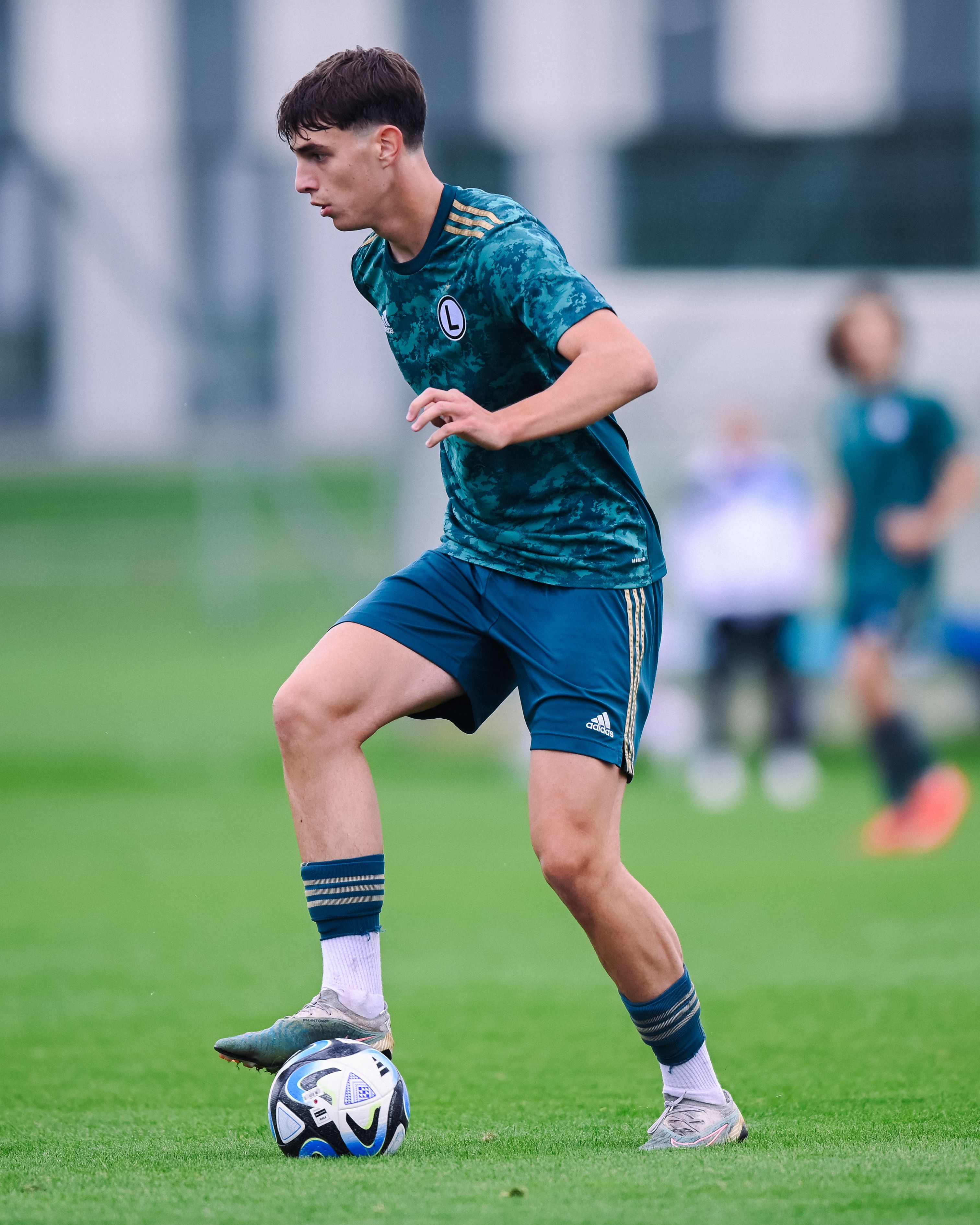 CLJ U17: Remis w ostatniej minucie meczu. Jeden punkt z Hutnikiem Kraków