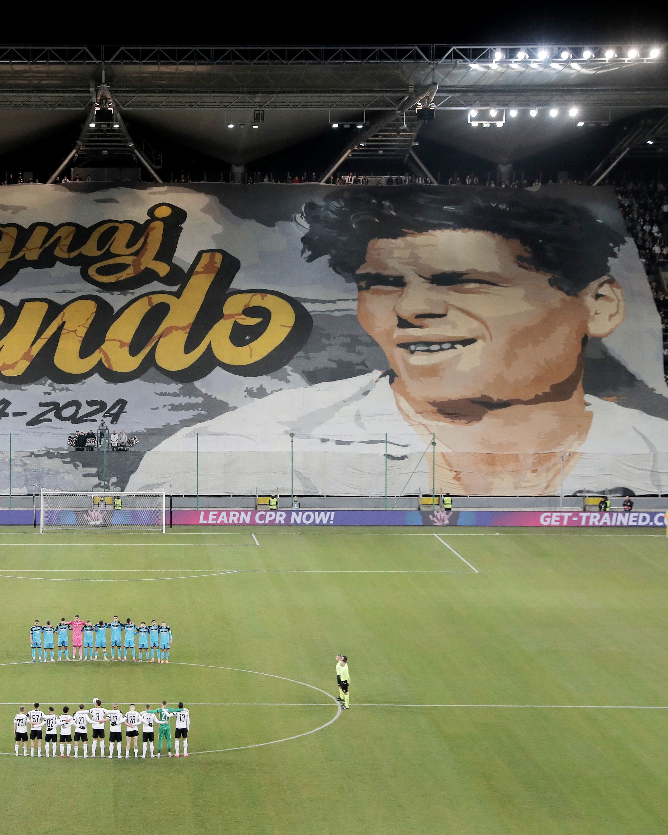Galeria zdjęć z meczu Legia Warszawa - FC Lugano autorstwa Janusza Partyki
